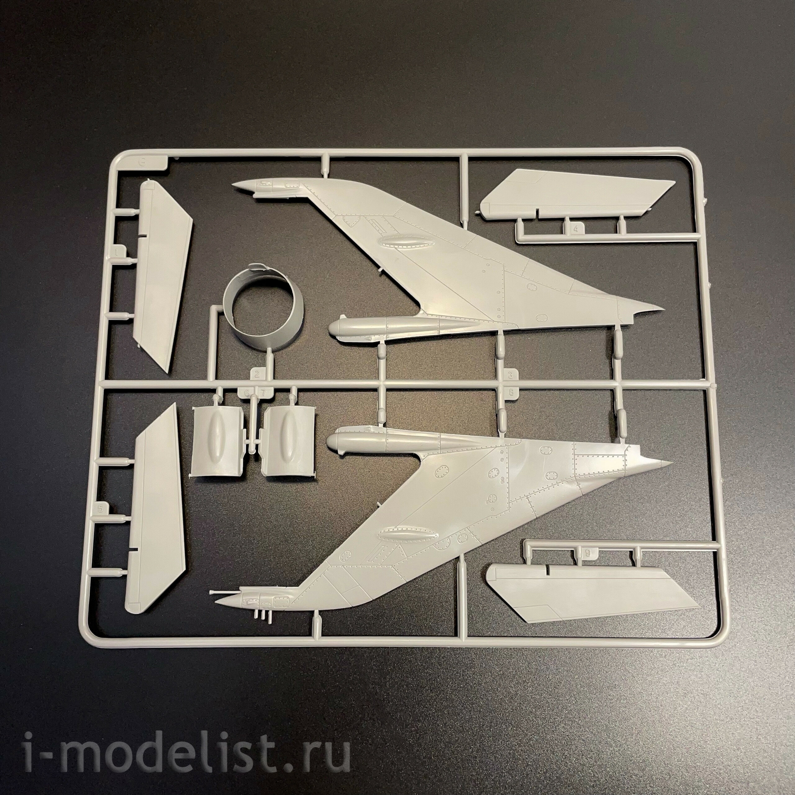 02217 Трубач 1/32 Китайский истребитель F-7EB