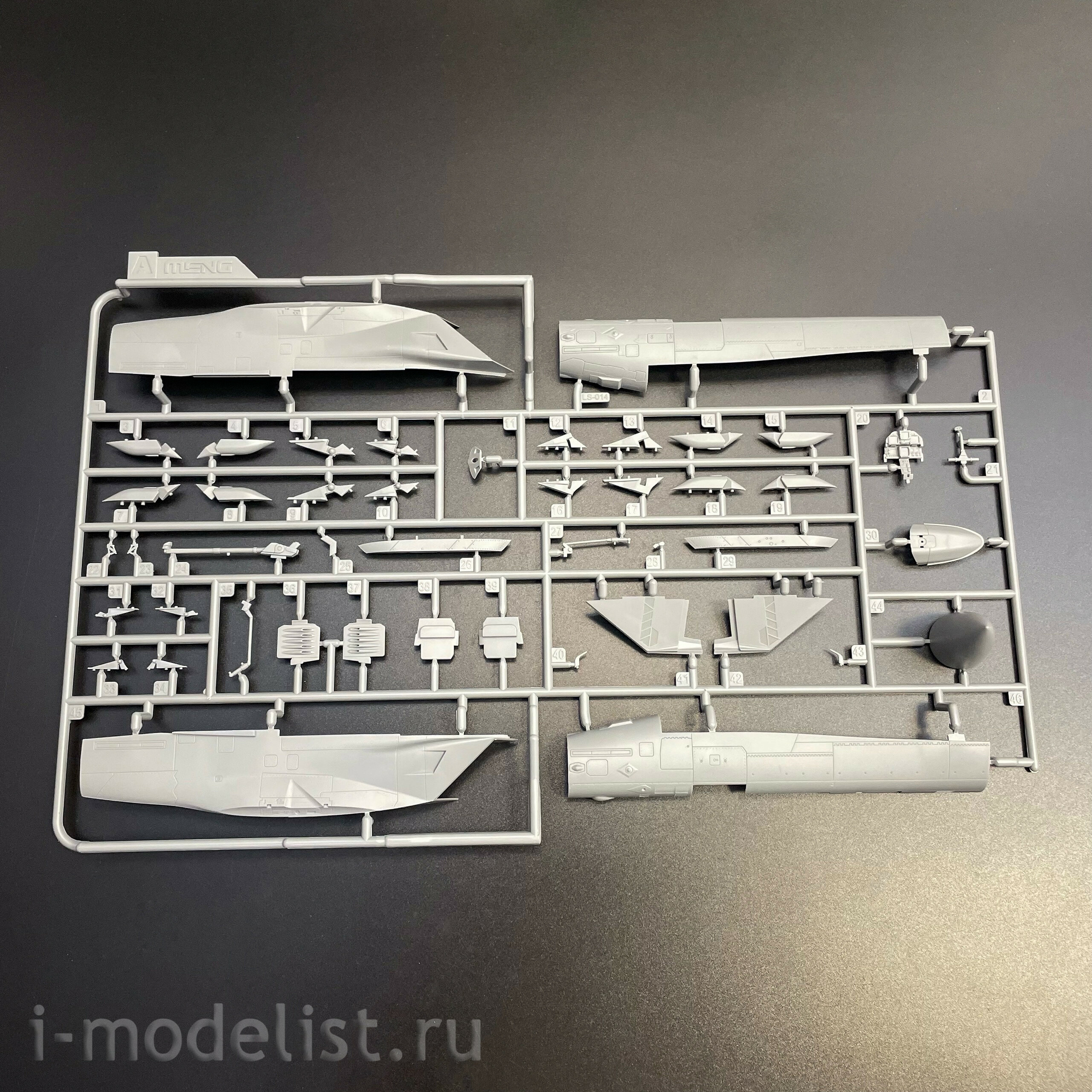 LS-019 Meng 1/48 Самолёт радиоэлектронной борьбы EA-18G Growler