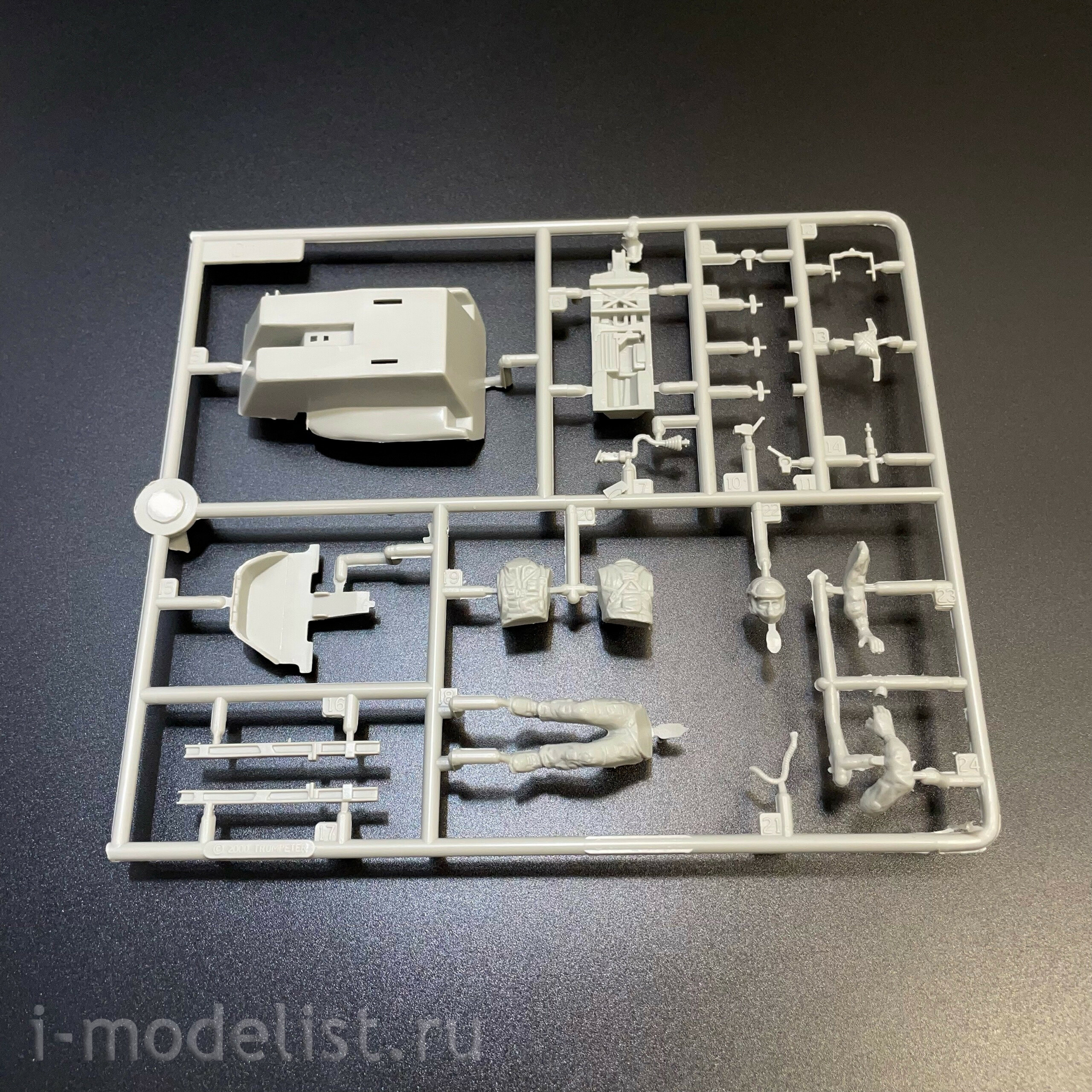 02215 Трубач 1/32 Американский двухместный штурмовик A-10A N/AW