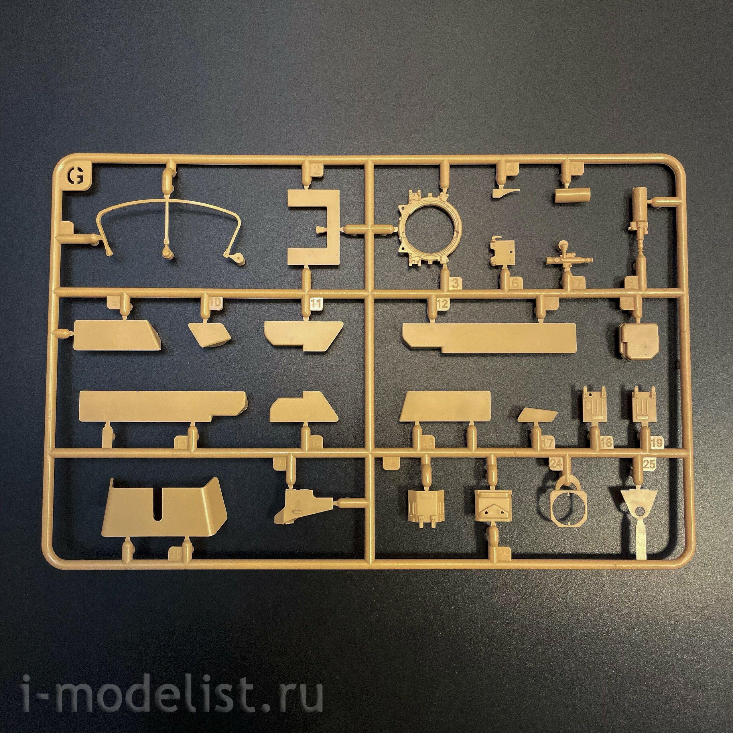RM-5142 Rye Field Model 1/35 Легкий танк M551 