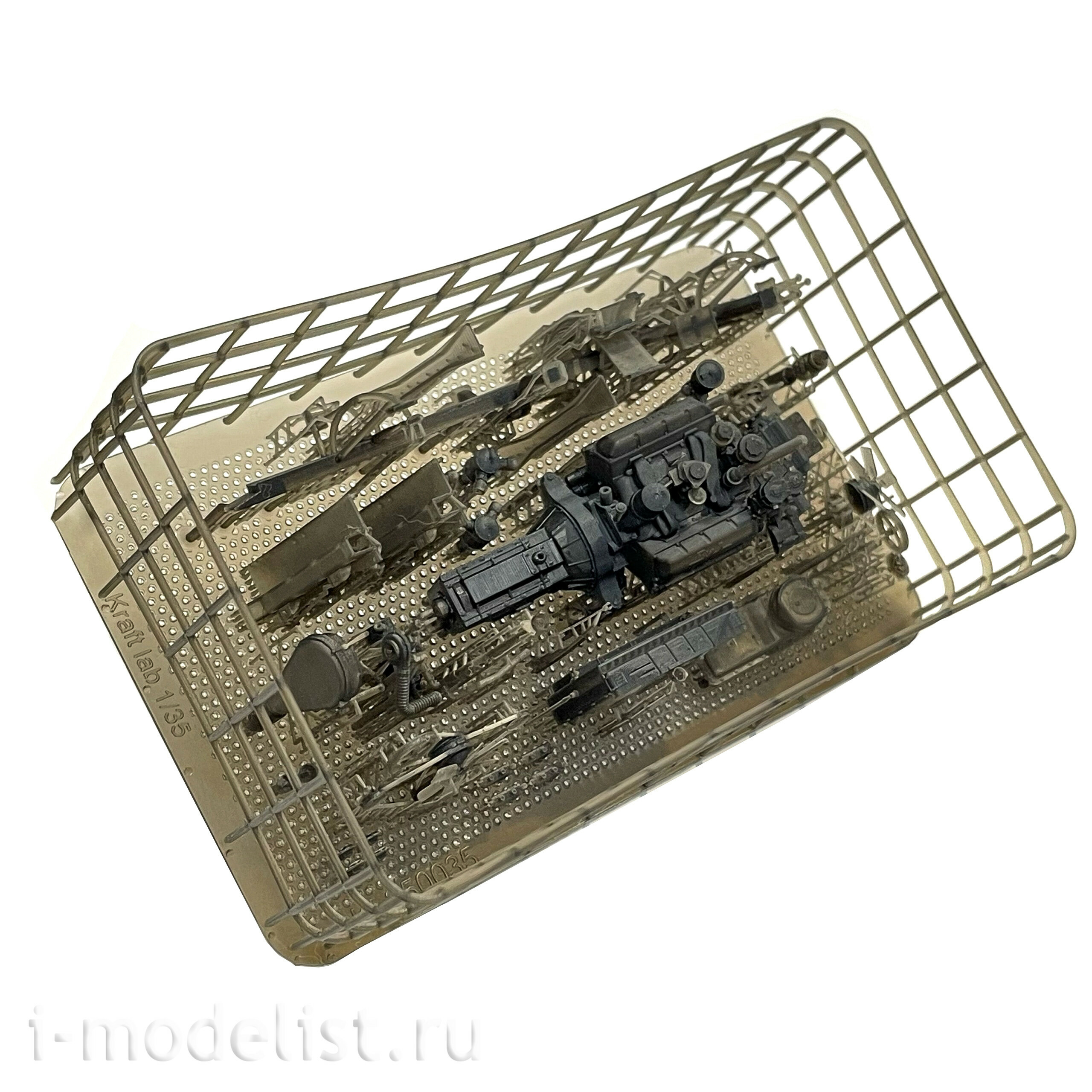 KL350035 Kraft Lab 1/35 Двигатель и трансмиссия 375