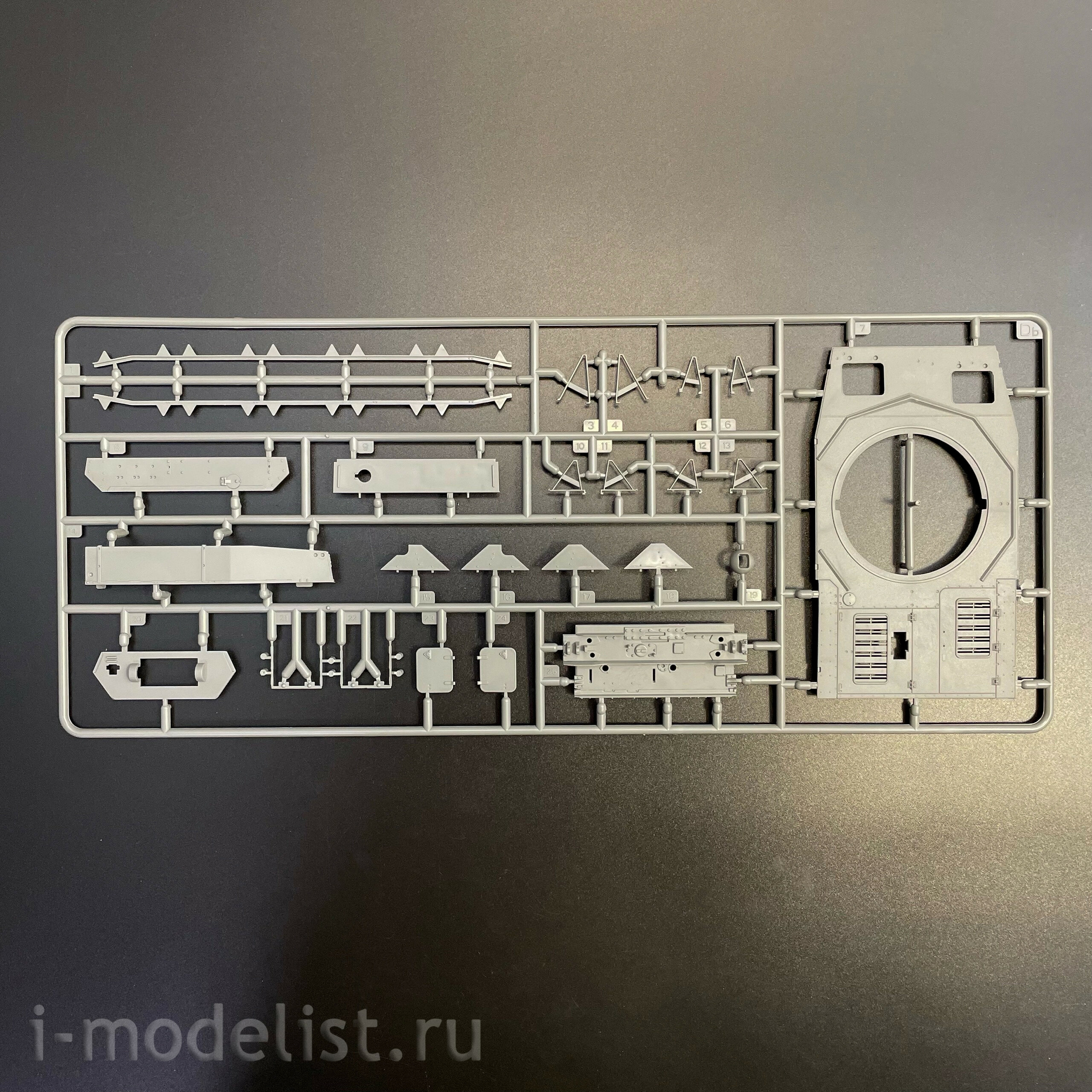 BT-050 Border Model 1/35 Немецкий танк Pz.Kpfw.IV Ausf.H Late