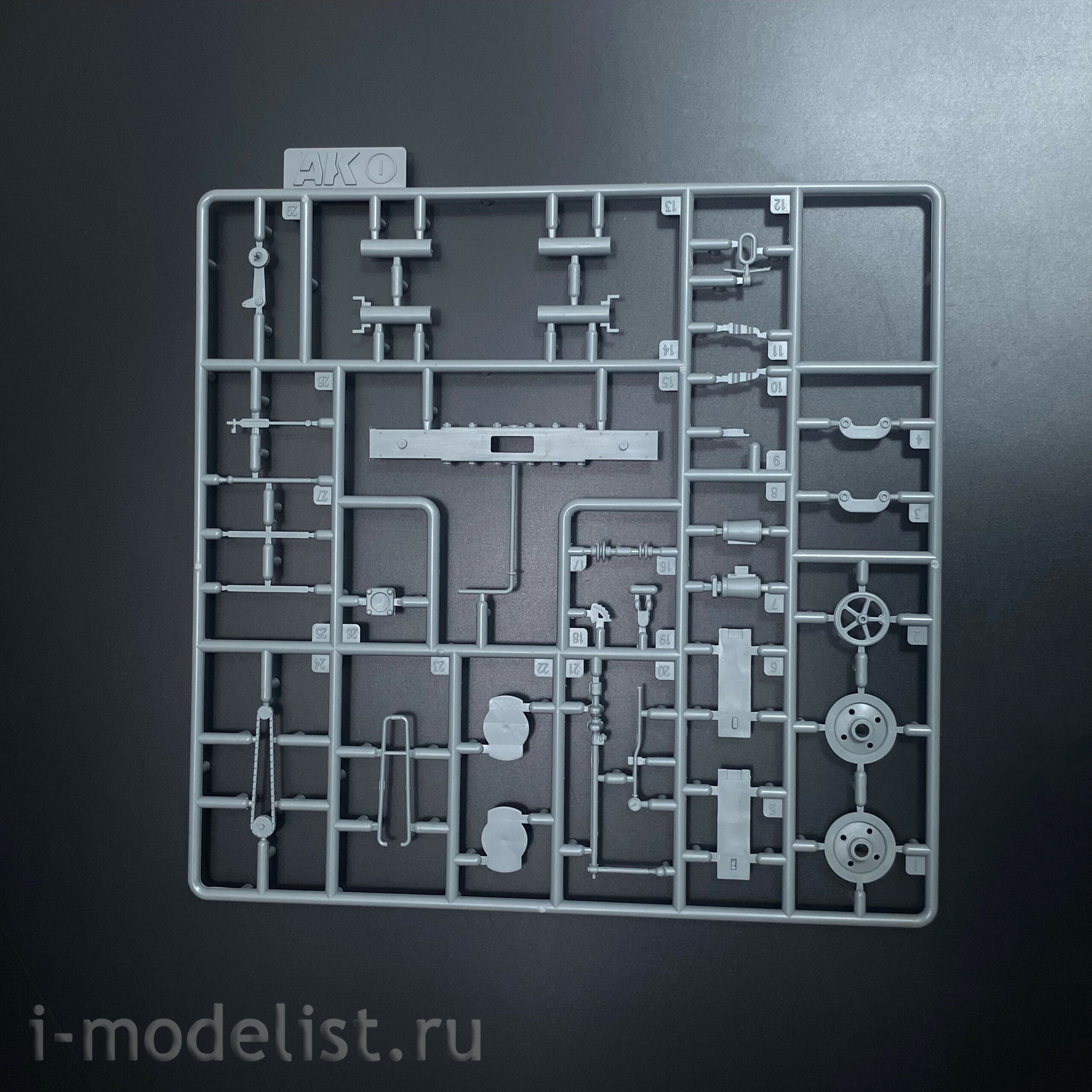 AK35009 AK Interactive 1/35 Маневровый локомотив Automotore FS 206/207/208 Sogliola