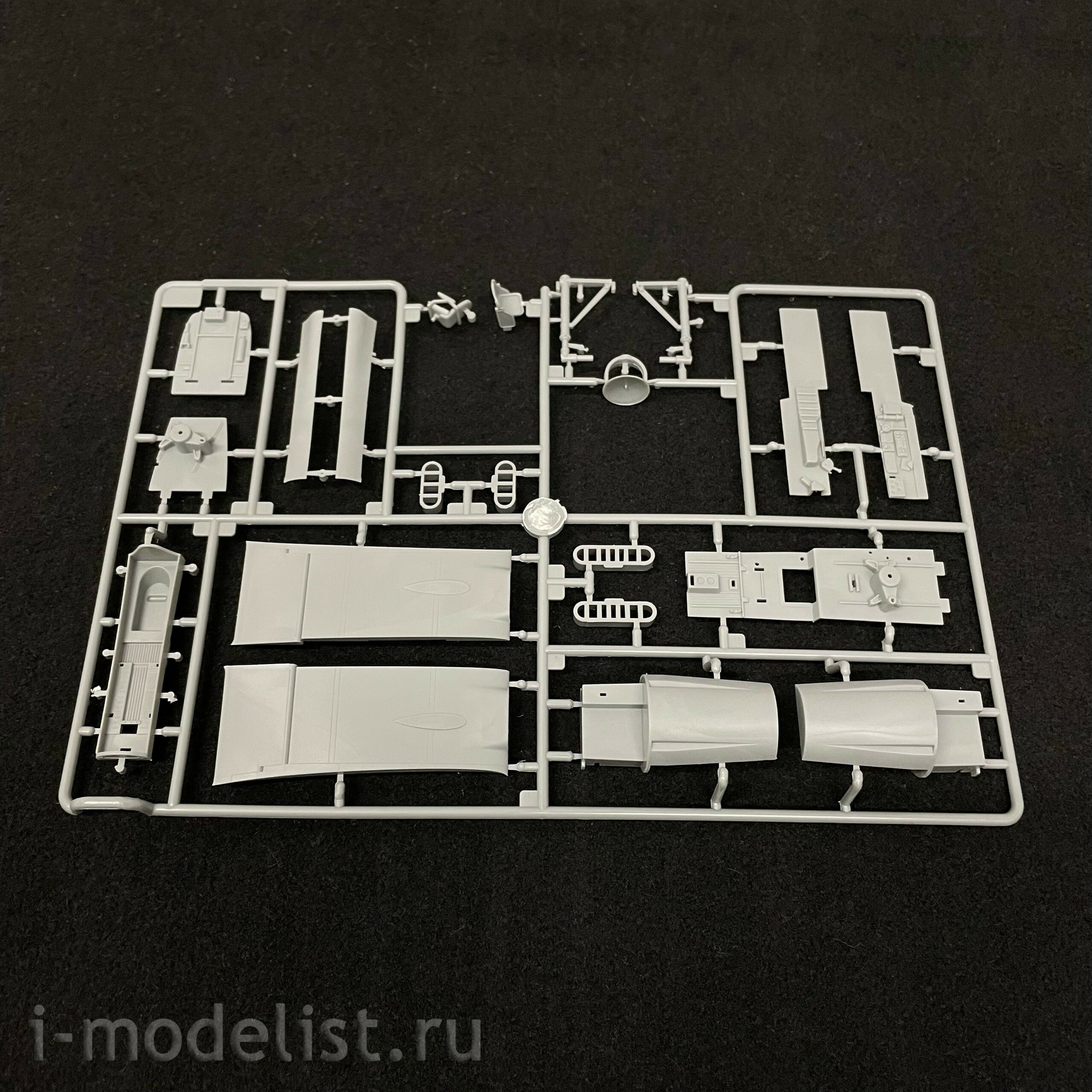 81730 HobbyBoss 1/48 Американский тяжелый ночной истребитель P-61A Black Widow