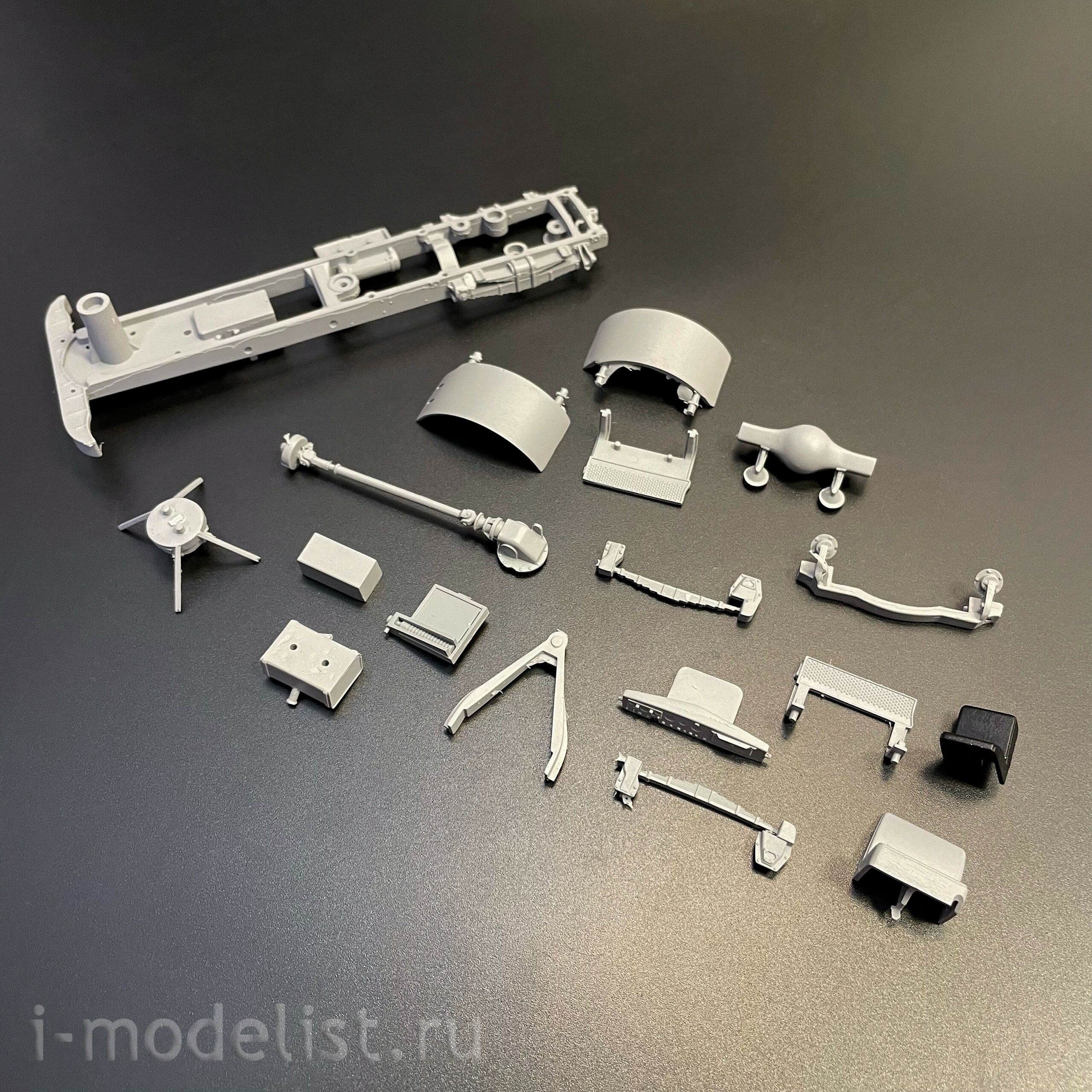 1674AVD AVD Models 1/43 Цементовоз на шасси МАЗ-205