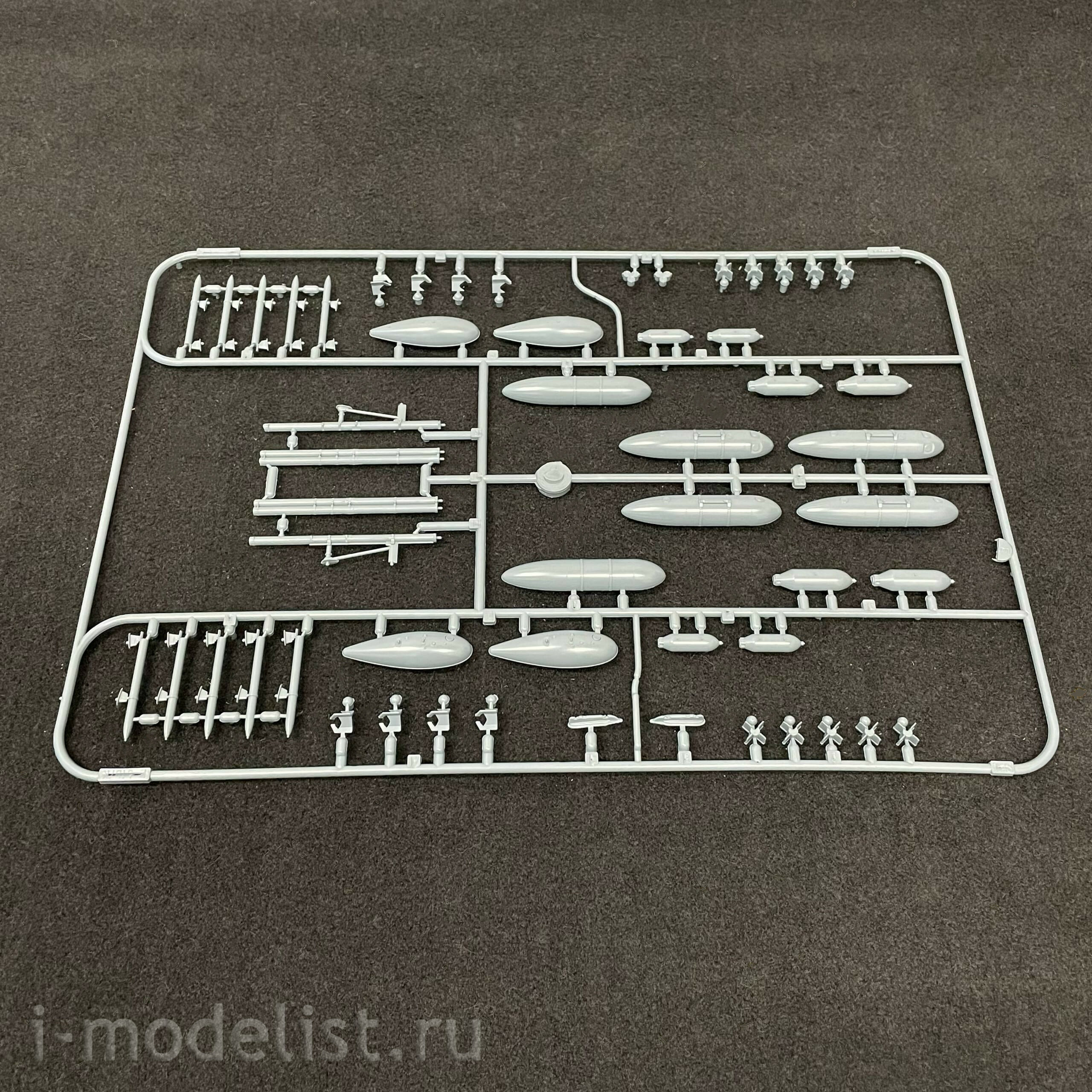 11159 Eduard 1/48 Истребитель P-51D Mustang, RED TAILS & Co. комбо (2 в 1)