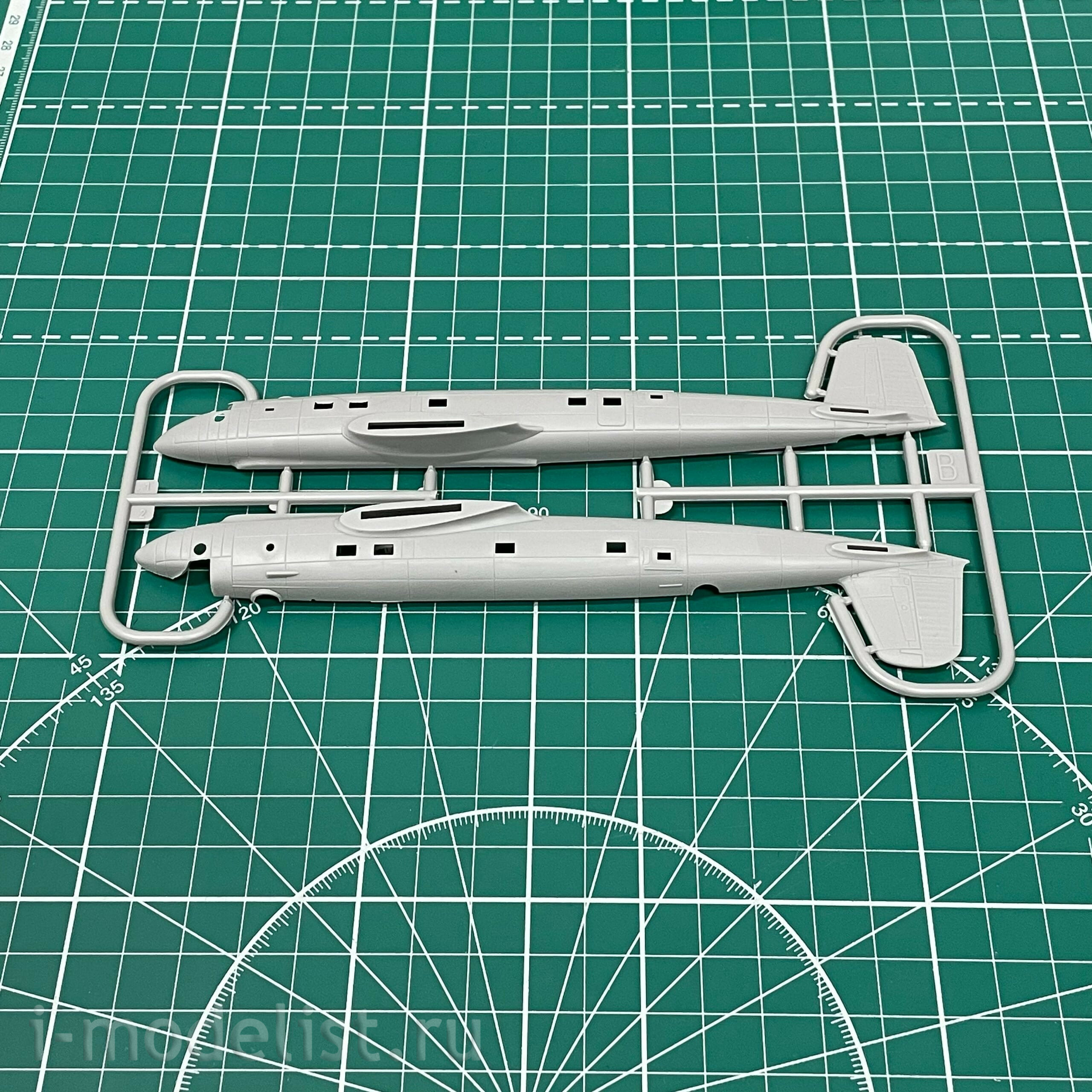 340 Roden 1/144 Самолет Focke-Wulf FW 200 C-6 