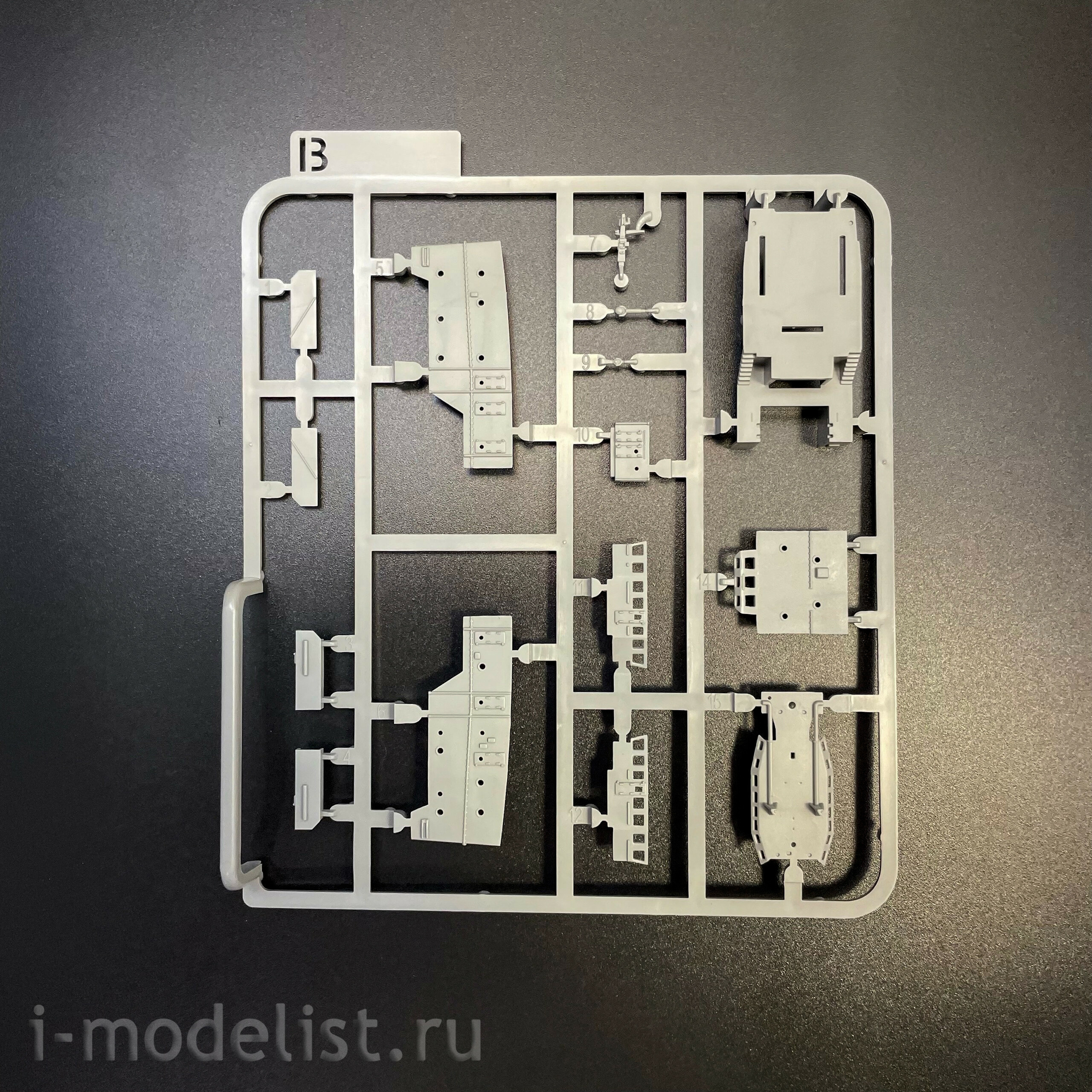 6011 Takom 1/350 Российский портовый буксир типа 192 и 192а