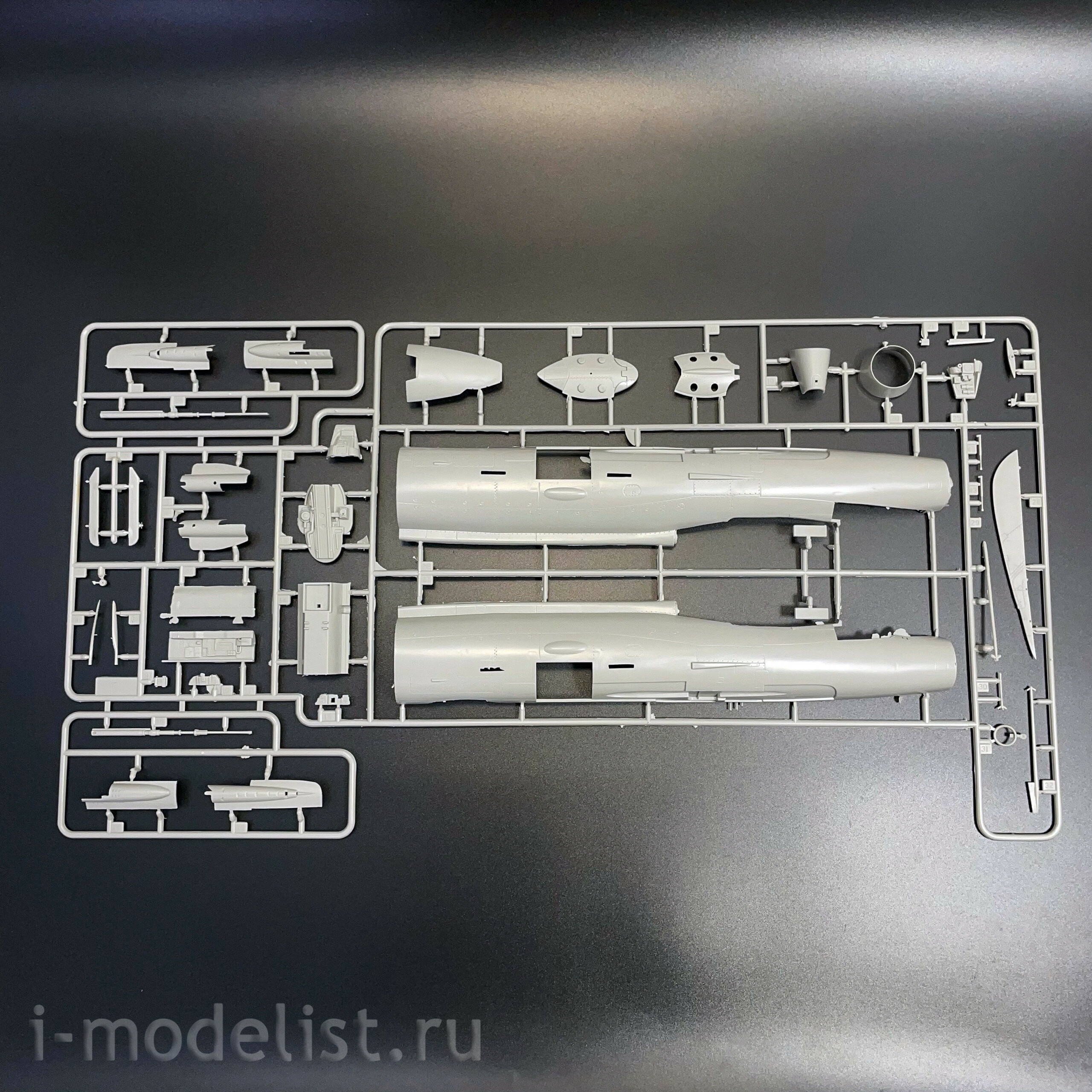 02216 Трубач 1/32 Китайский самолёт F-7 II