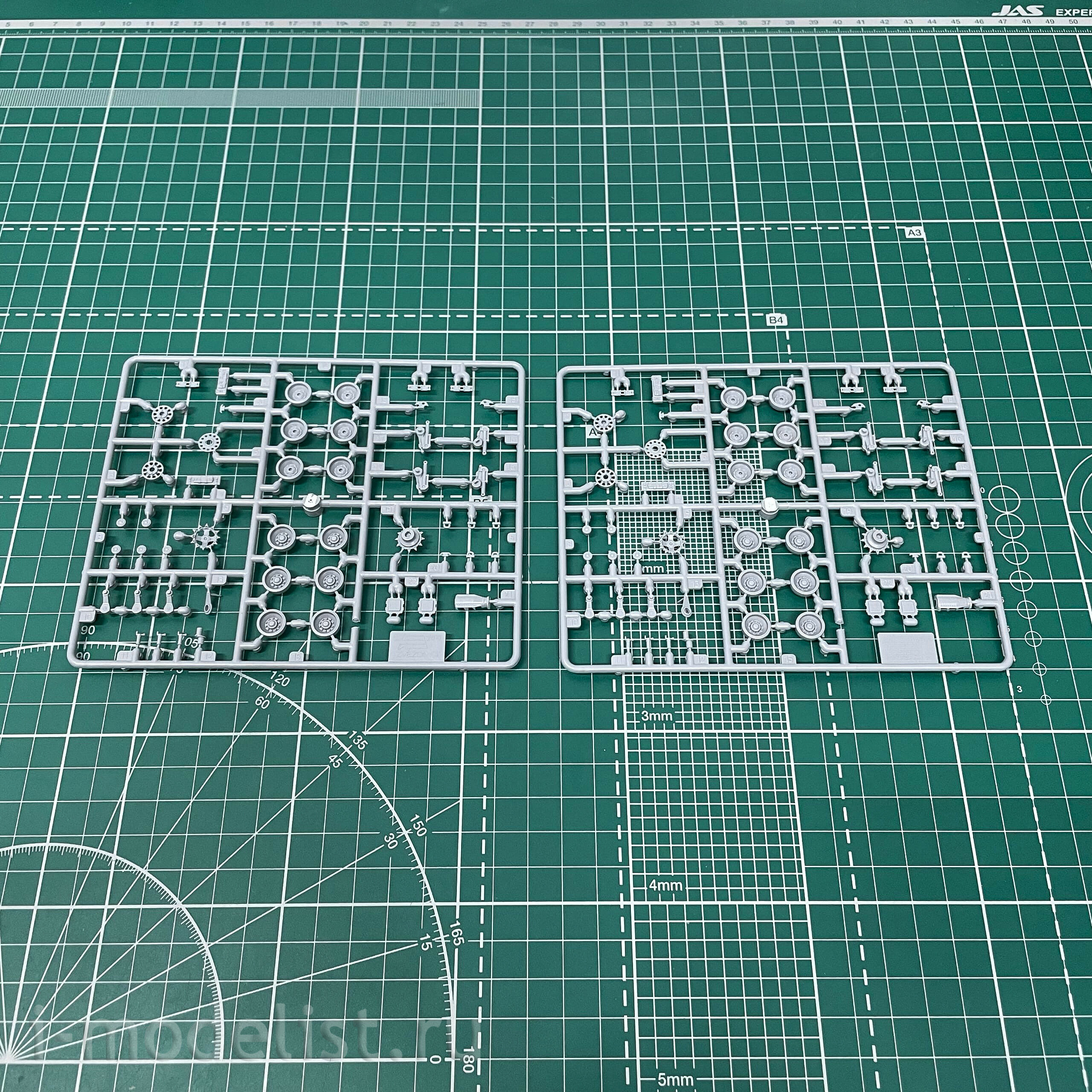 5045ПН Звезда 1/72 Подарочный набор: Российская 152-мм гаубица МСТА-С