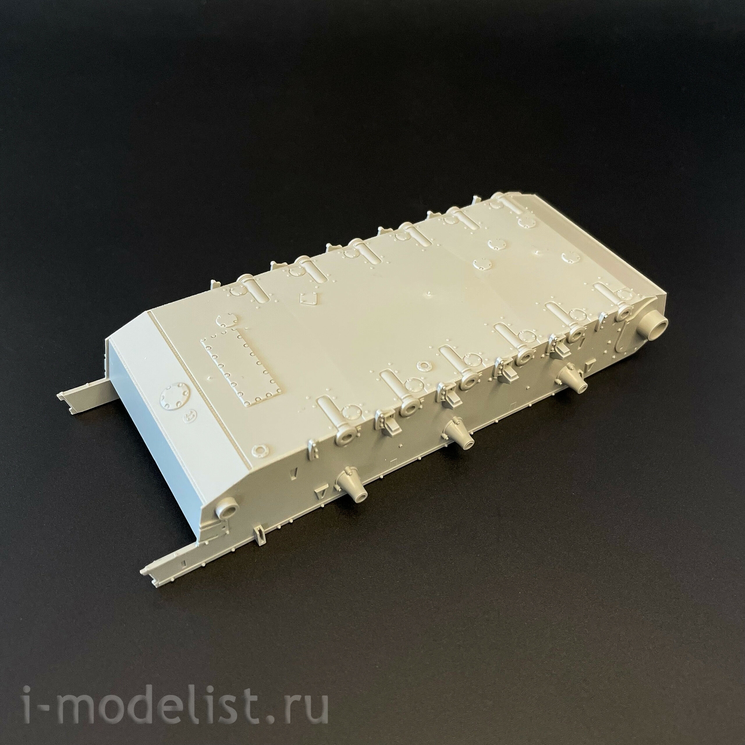 8017 Takom 1/35 Немецкая САУ StuH 42 & StuG III Ausf. G (средний), 2 в 1