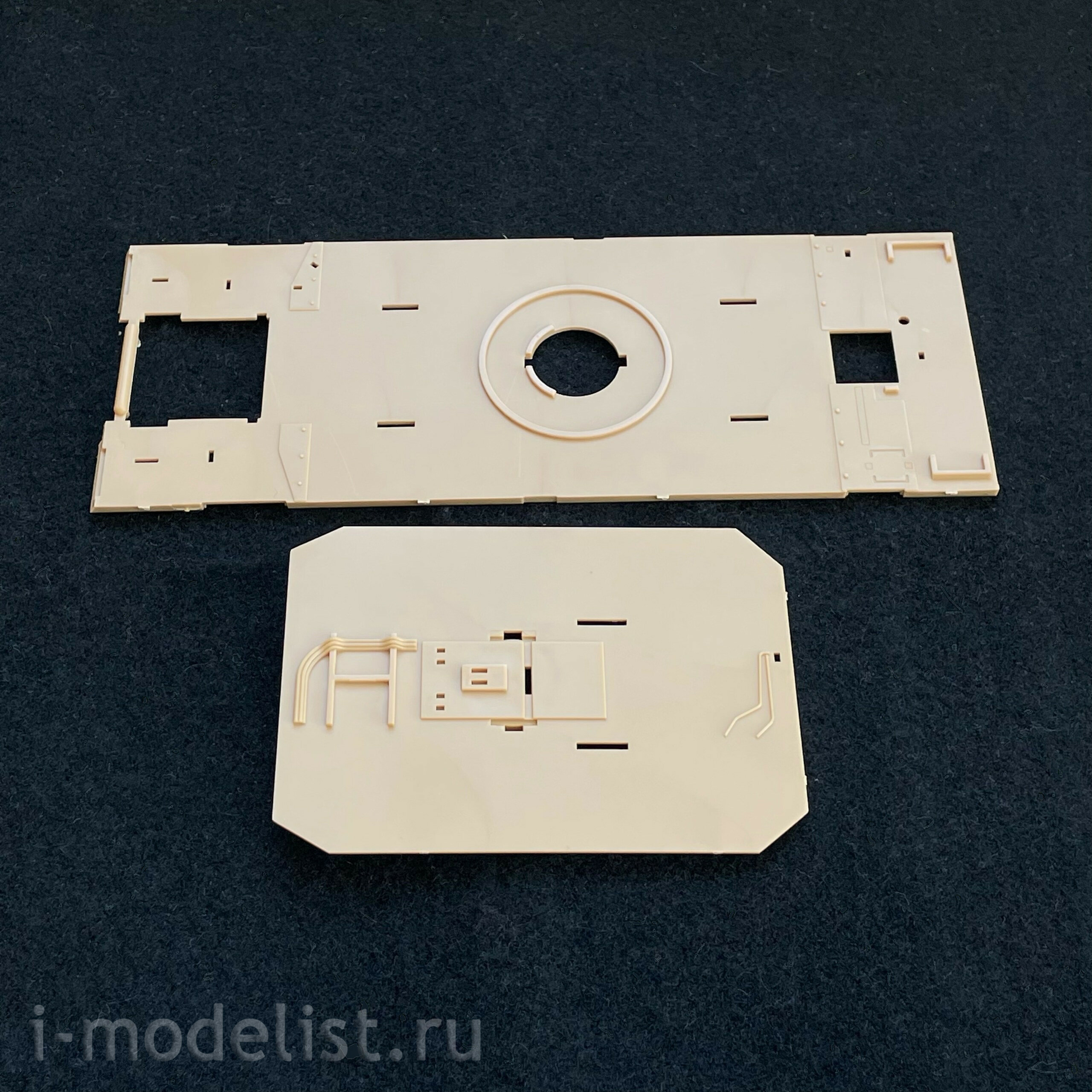 85501 HobbyBoss 1/35 Самоходная пушка-гаубица 152 мм ShkH DANA vz.77