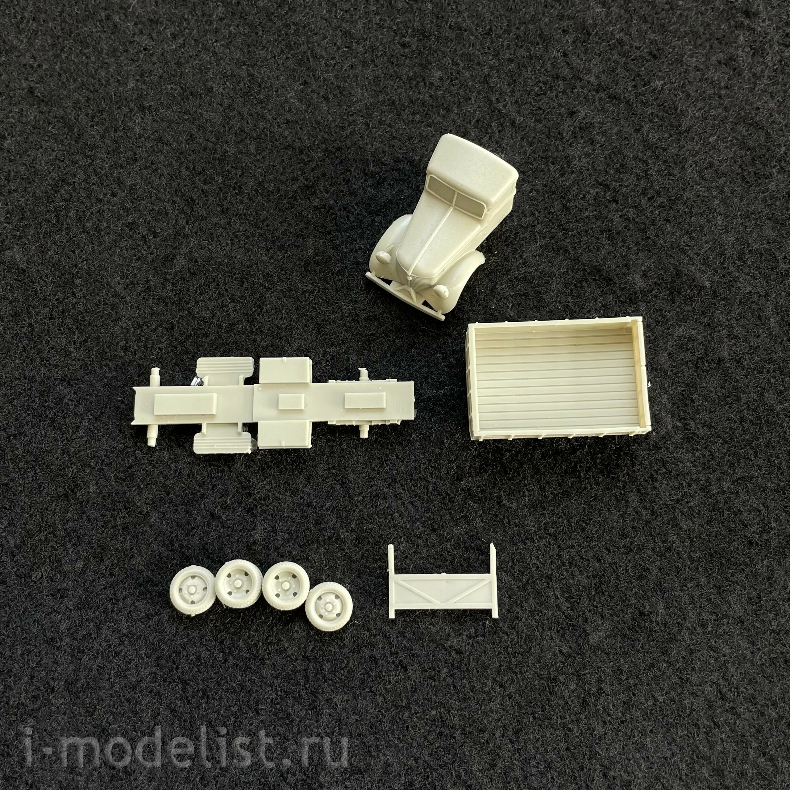 100211 Zebrano 1/100 Японский грузовой автомобиль Nissan Тип 180