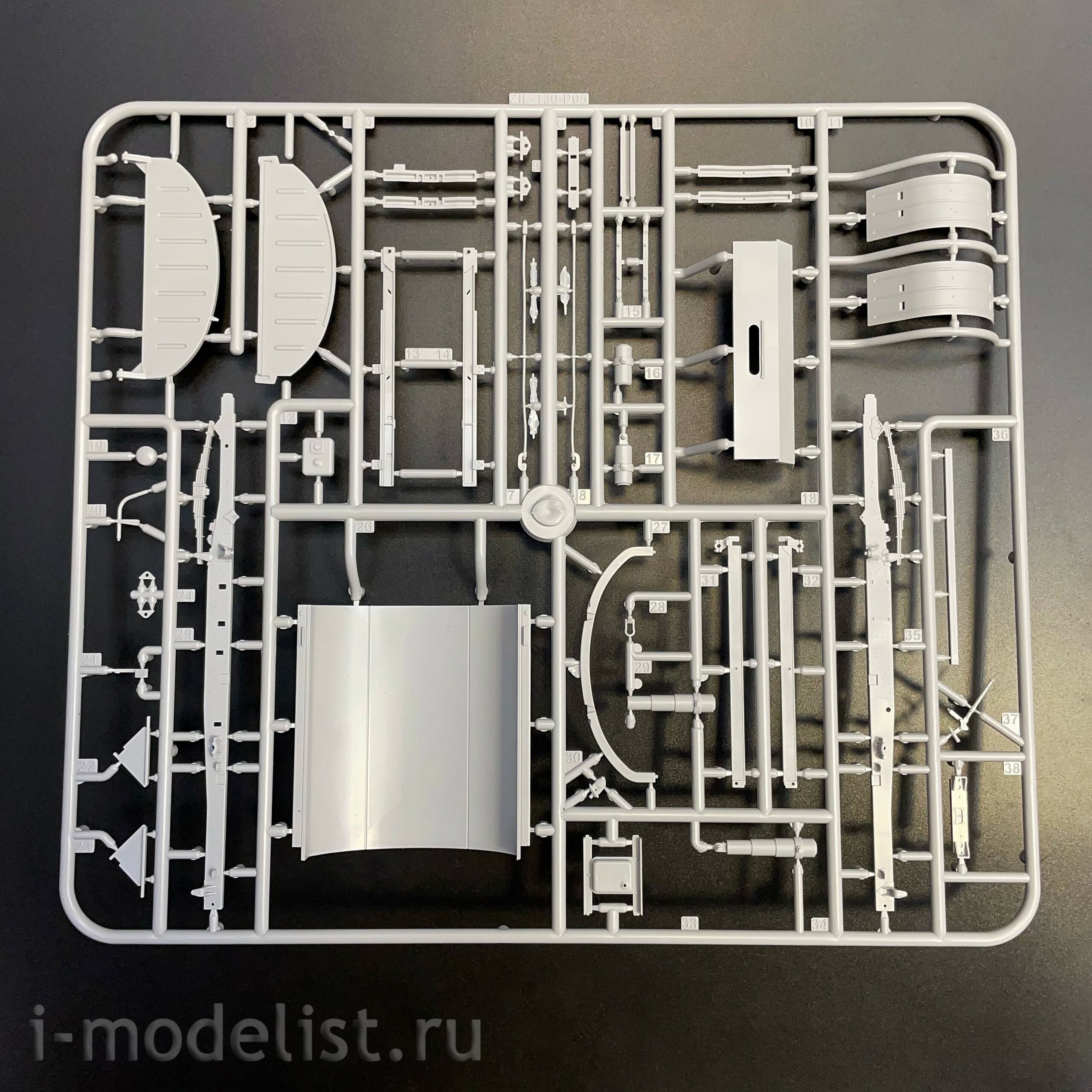 3504AVD AVD Models 1/35 Самосвал ЗИЛ-ММЗ-555