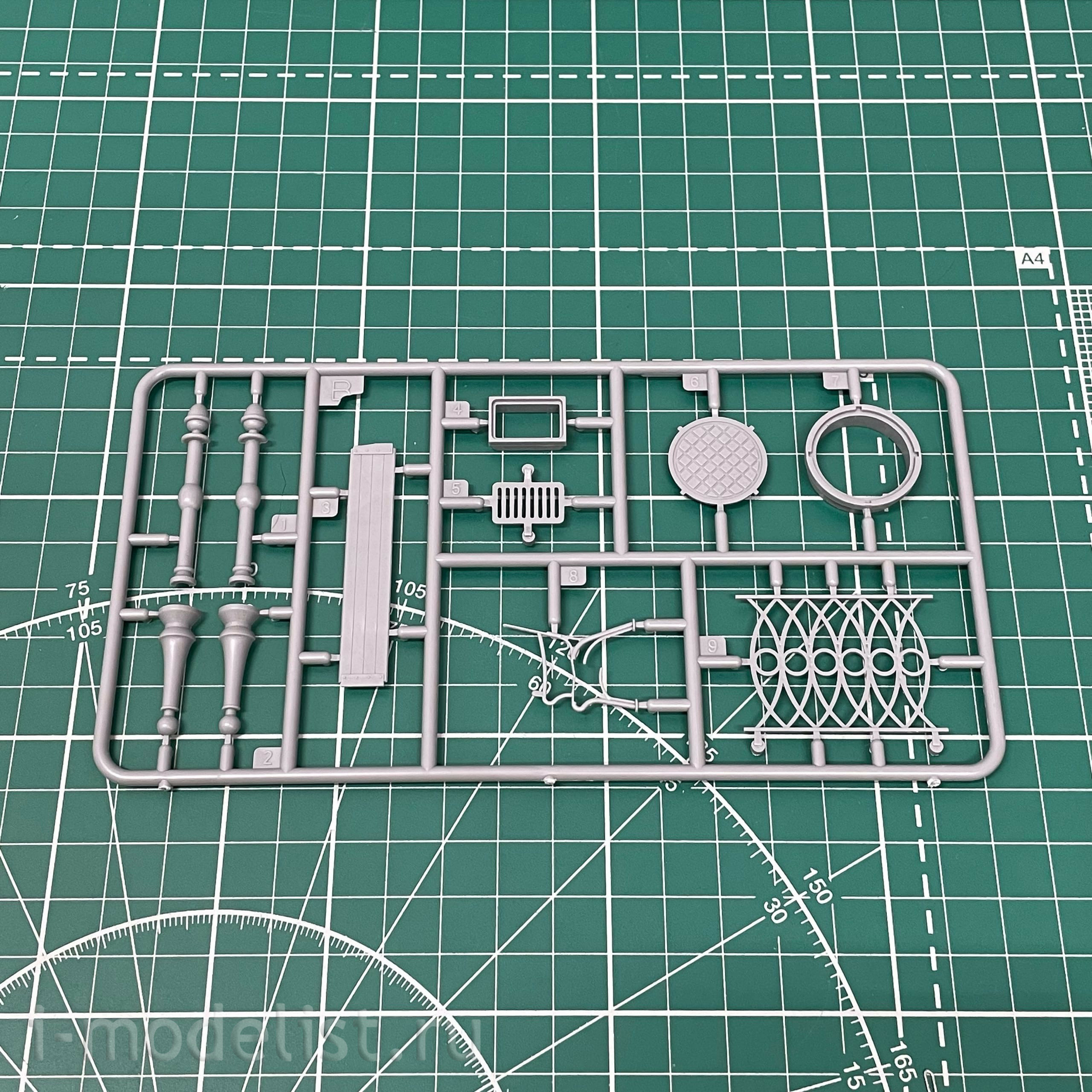 35639 MiniArt 1/35 Уличные аксессуары с фонарями и часами