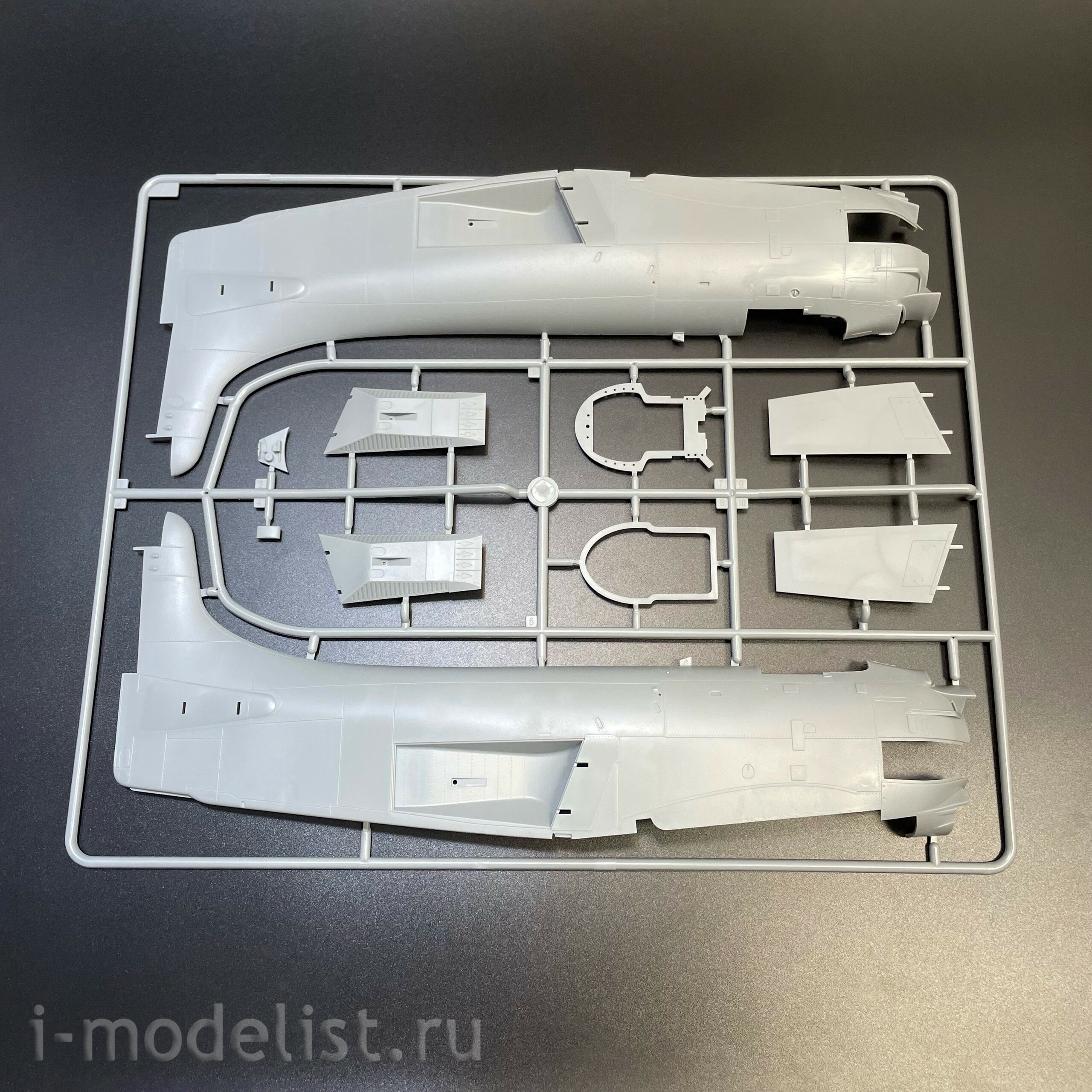 02252 Трубач 1/32 Самолет A-1D AD-4 Skyraider