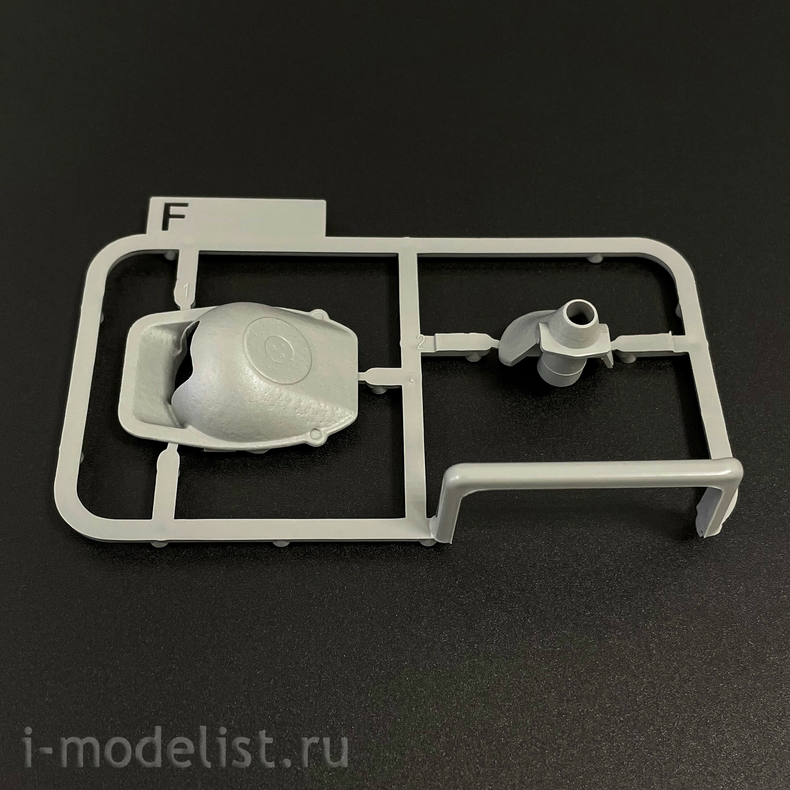 2170X Takom 1/35 Немецкая САУ Jagdpanzer 38(t) Hetzer (ранняя) Ограниченная серия (без интерьера)
