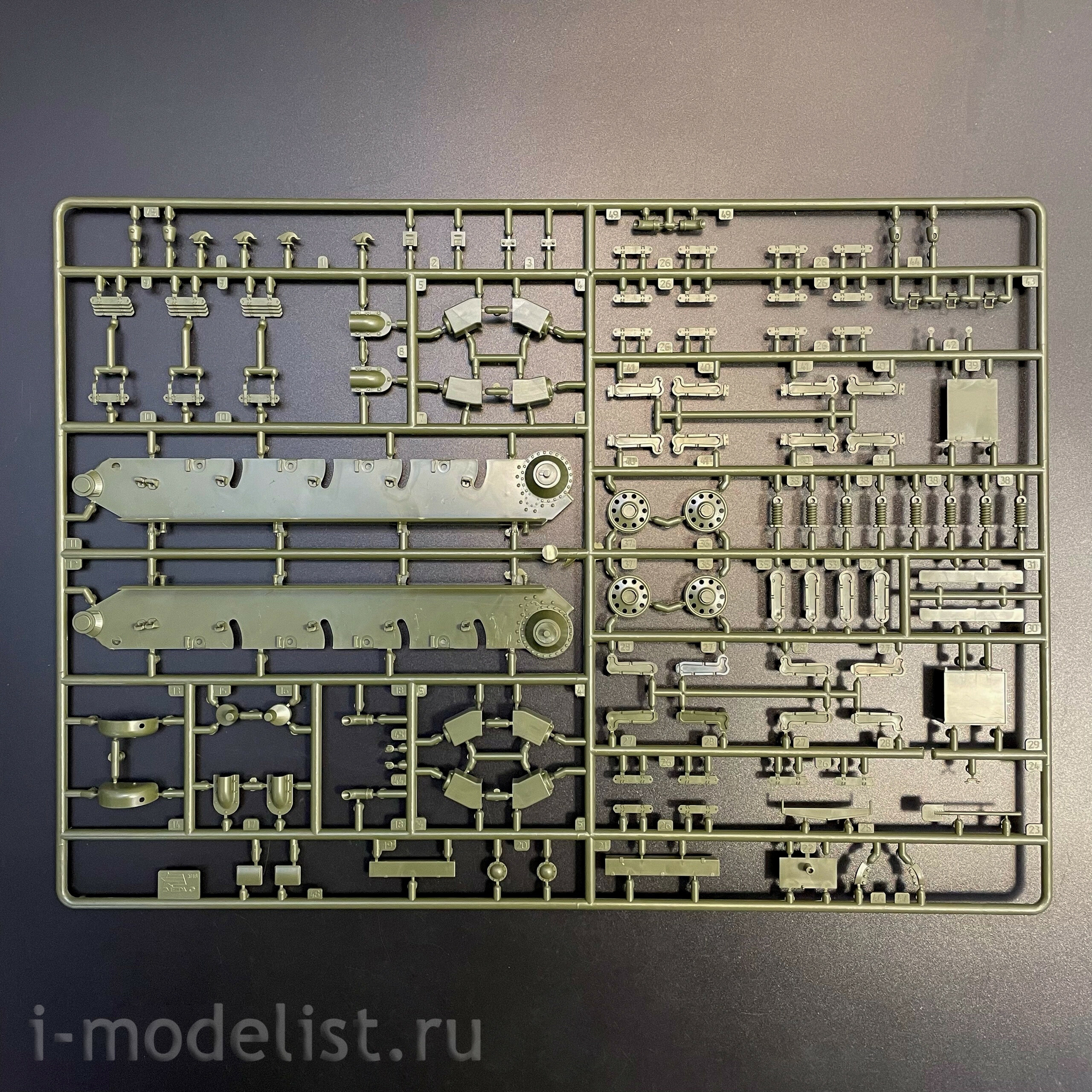 3686ГП Звезда 1/35 Герои Победы. Советский средний танк Т-34/76 обр. 1942 г.