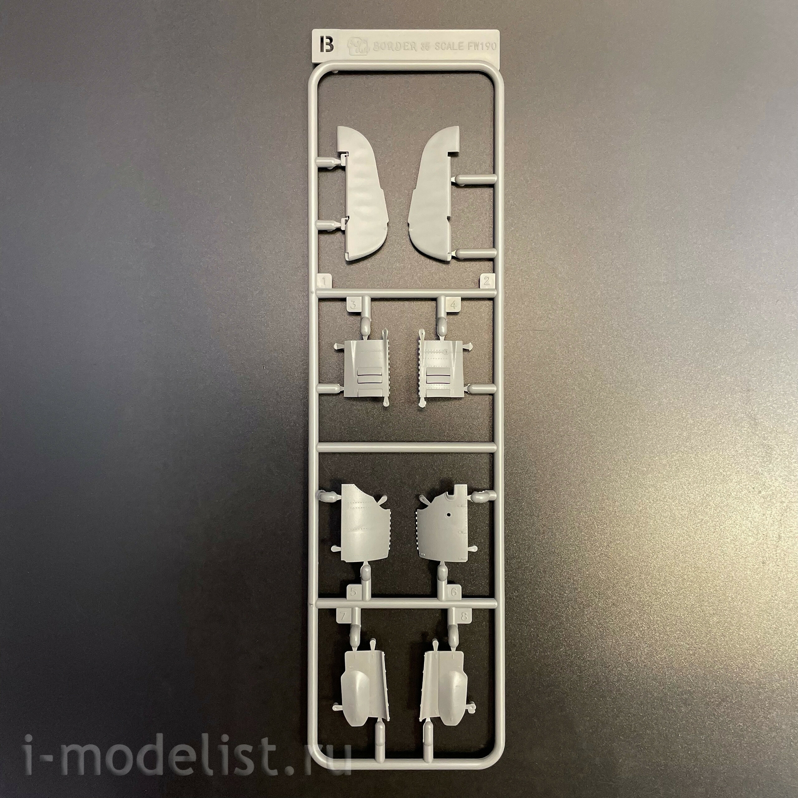 BF-009 Border Model 1/35 Немецкий истребитель Focke-Wulf FW-190A-8, 4 в 1 (R2; R6; R7; R8)