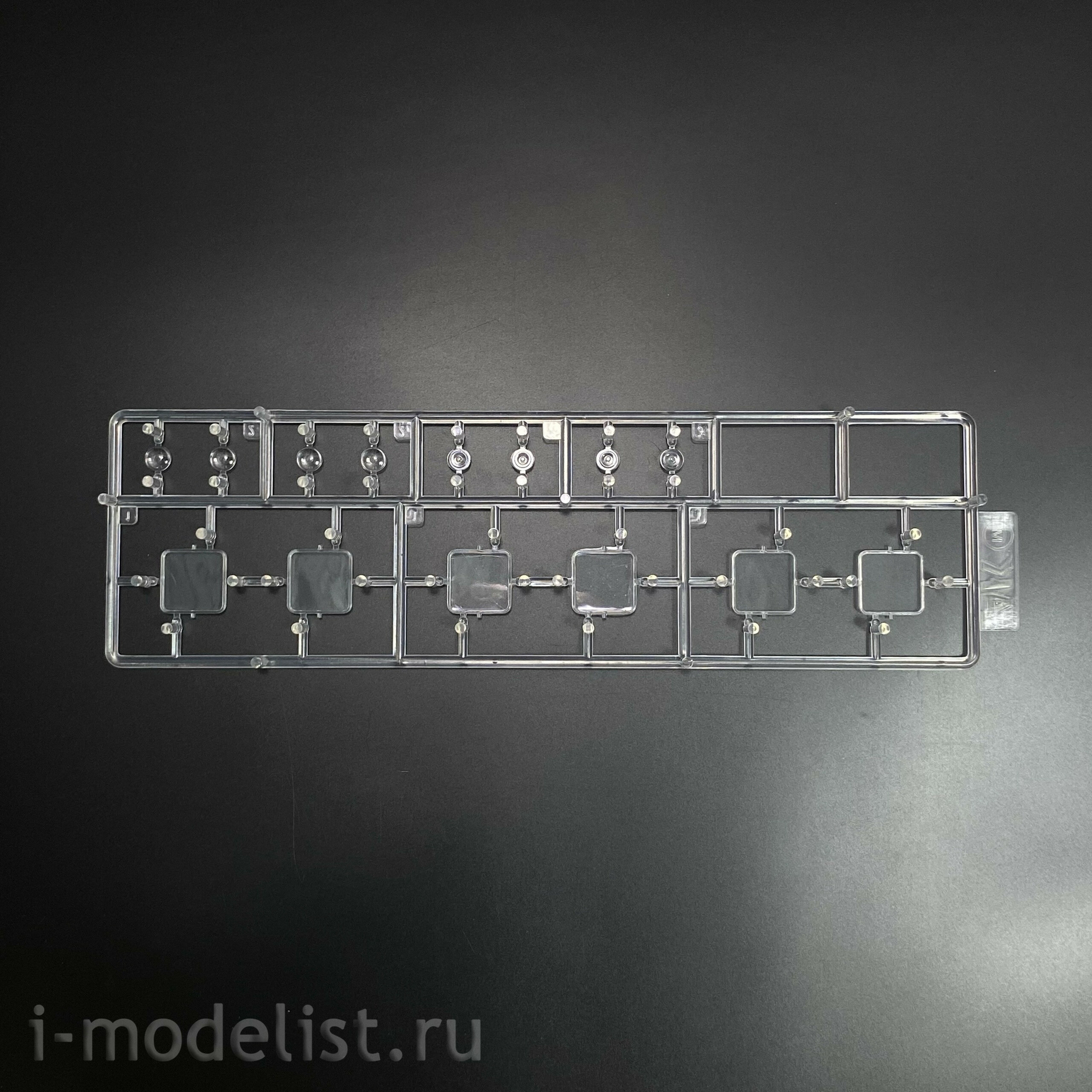 AK35009 AK Interactive 1/35 Маневровый локомотив Automotore FS 206/207/208 Sogliola