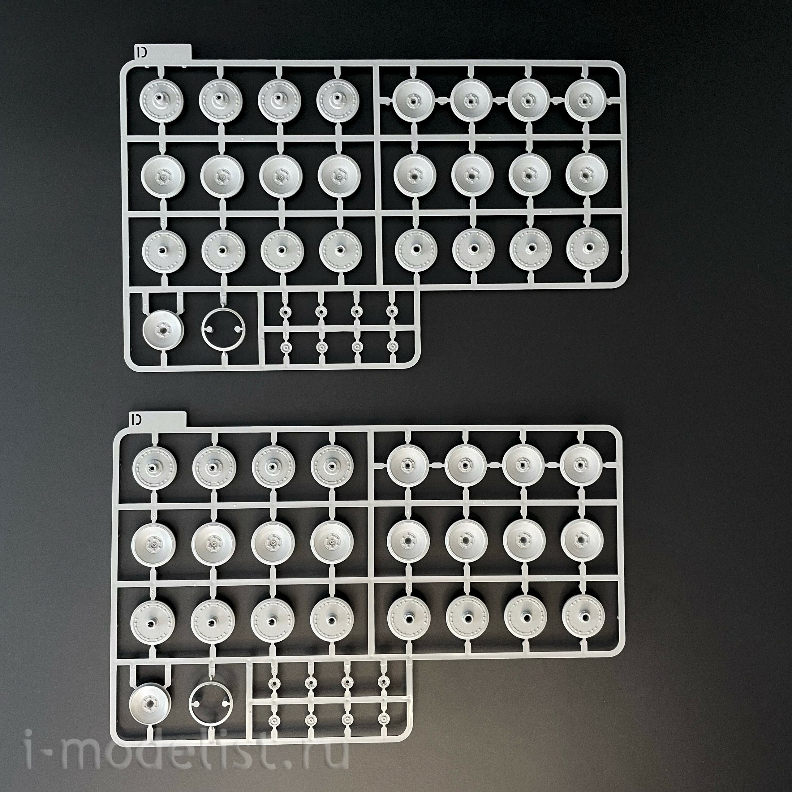 2198 Takom 1/35 Немецкий тяжёлый танк Sd.Kfz. 181 Pz.Kpfw.VI Ausf.E Tiger I (средний) с Zimmerit