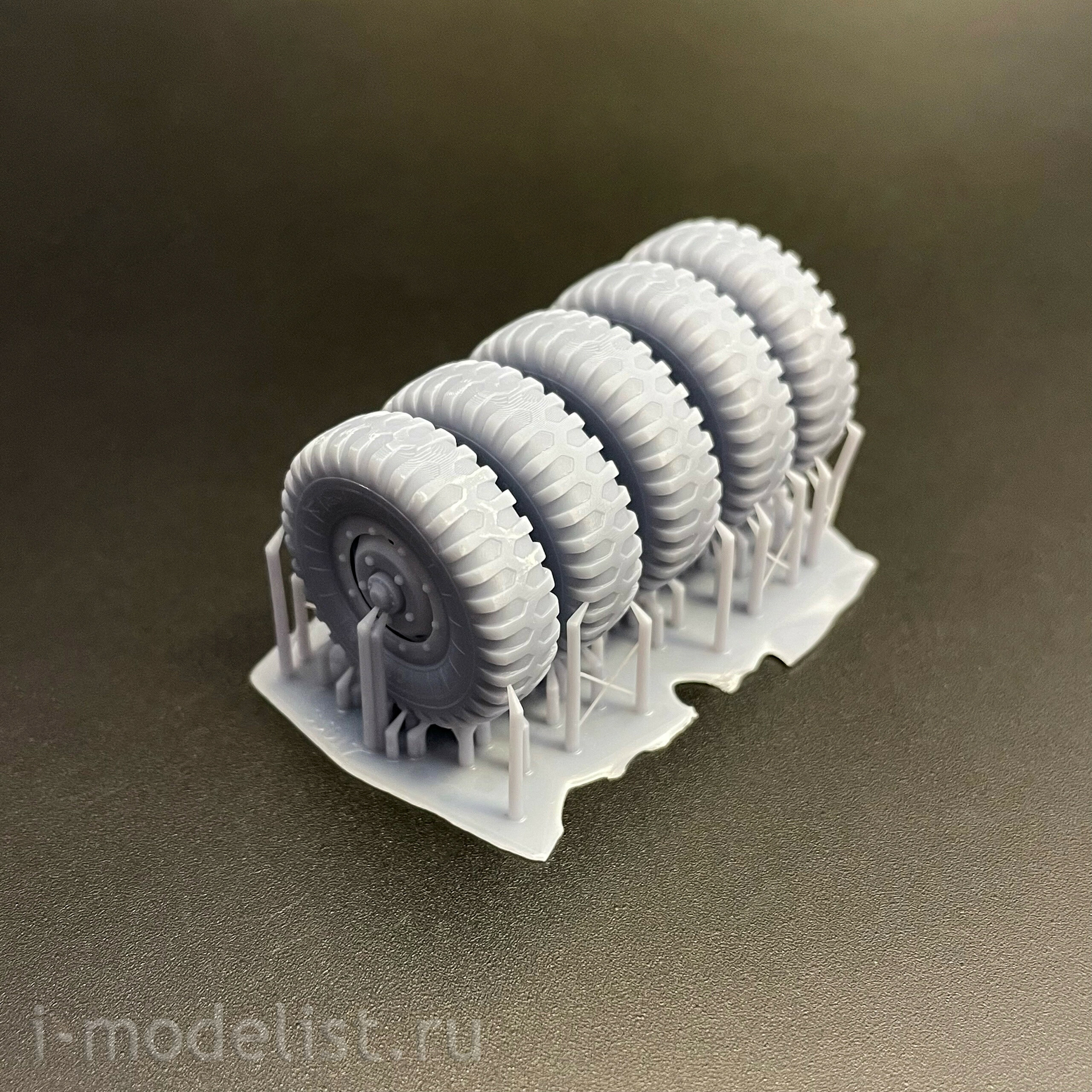 TL35017 GE Models 1/35 Колёса Dodge WC 