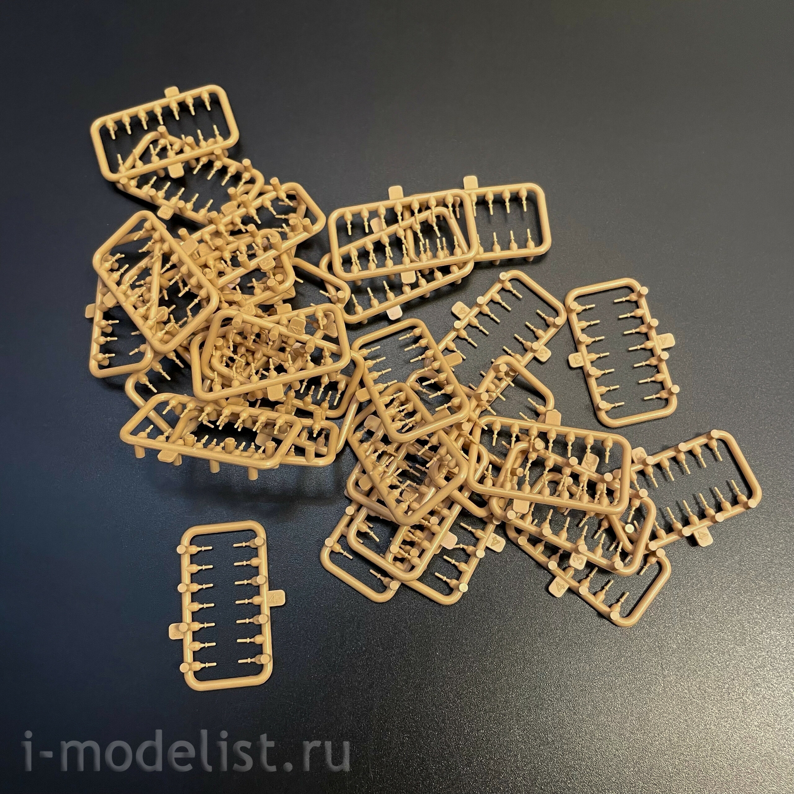 RM-5137 Rye Field Model 1/35 Немецкий танк Sd.Kfz.182 Panzerkampfwagen VI Tiger Ausf.B “King Tiger” ARDENNES 1944 Башня Henschel