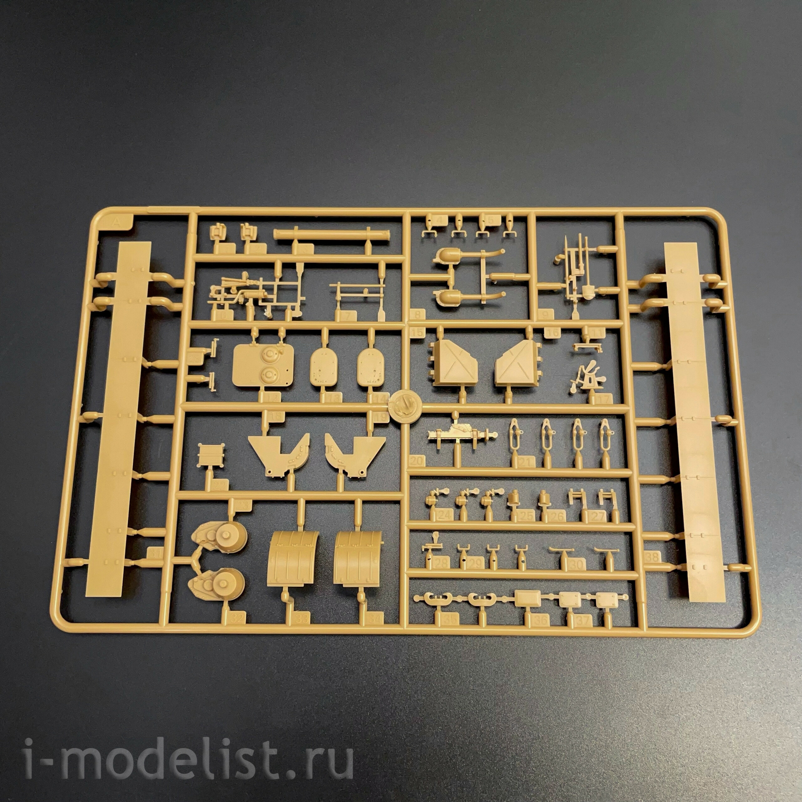 84831 Hobbyboss 1/48 Немецкий танк PzBeobWg V Ausf.A