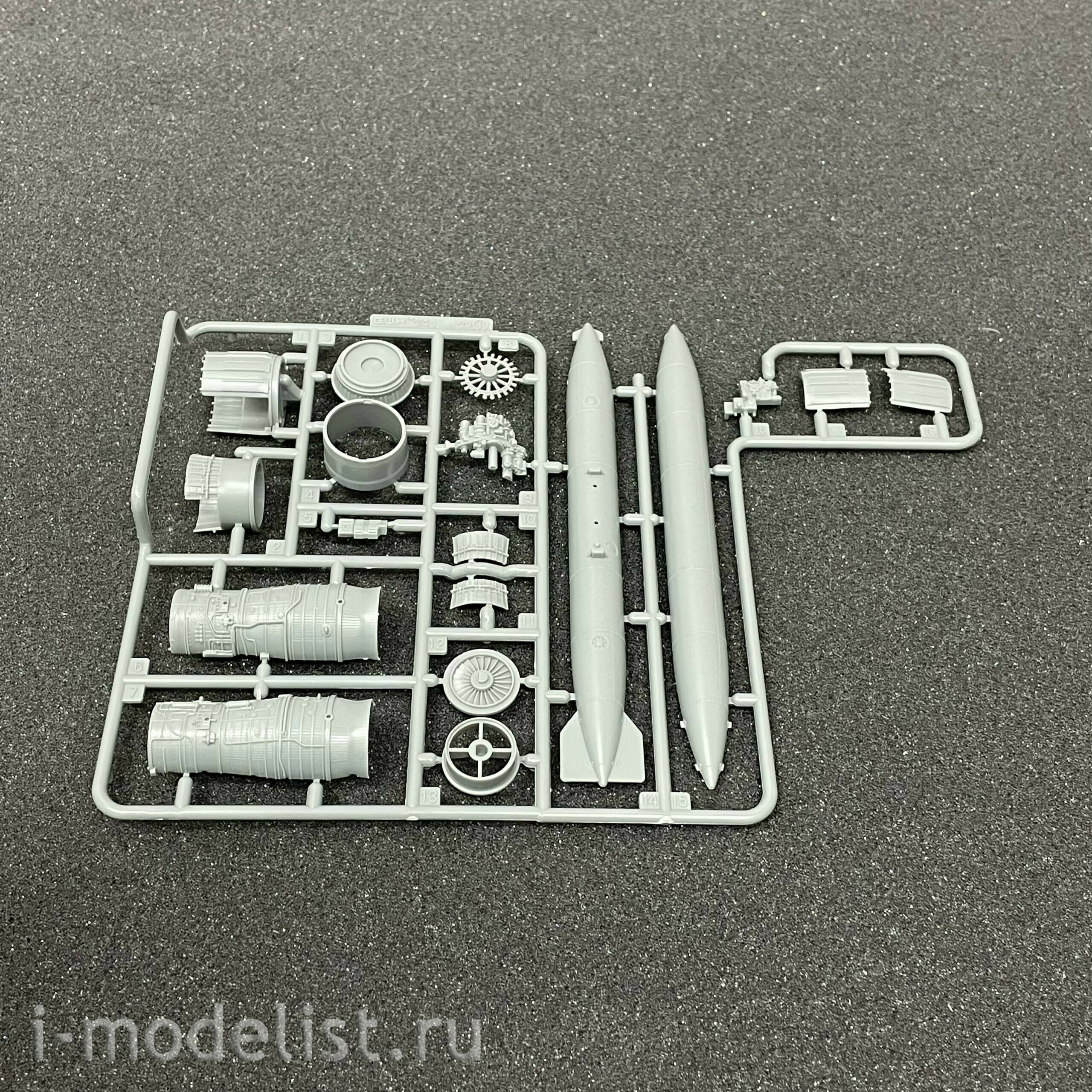 L4818 Great Wall Hobby 1/48 Истребитель М-29 (9-19)