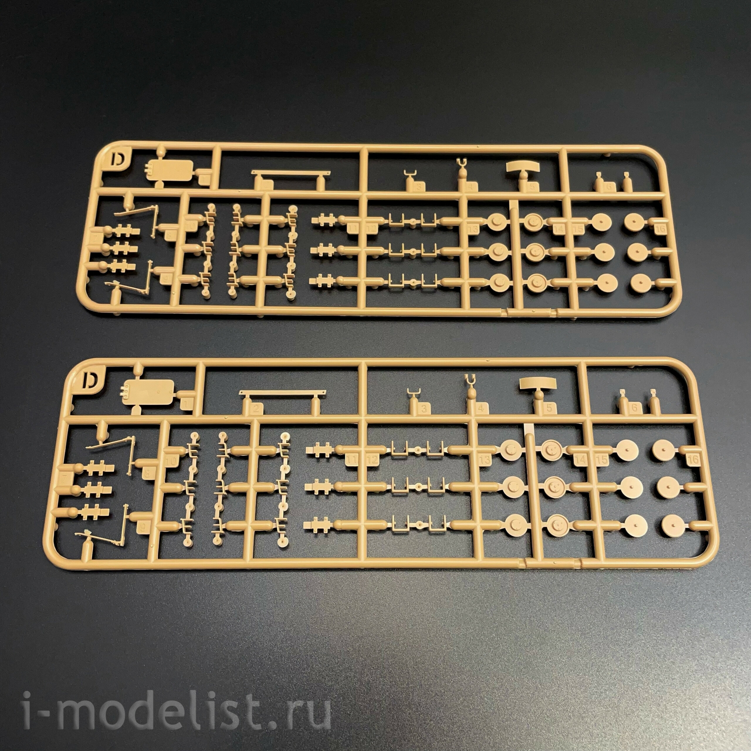 RM-5111 Rye Field Model 1/35 Немецкая САУ Sd.Kfz.167 StuG.IV Late Production с двигателем и рабочими траками