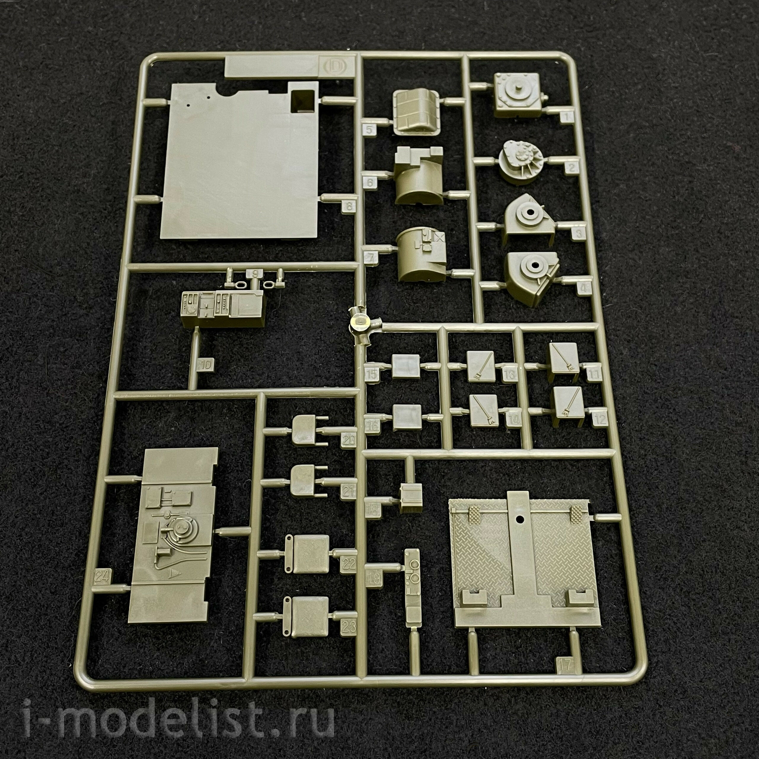 13255 Academy 1/35 Американская противотанковая САУ M18 Hellcat