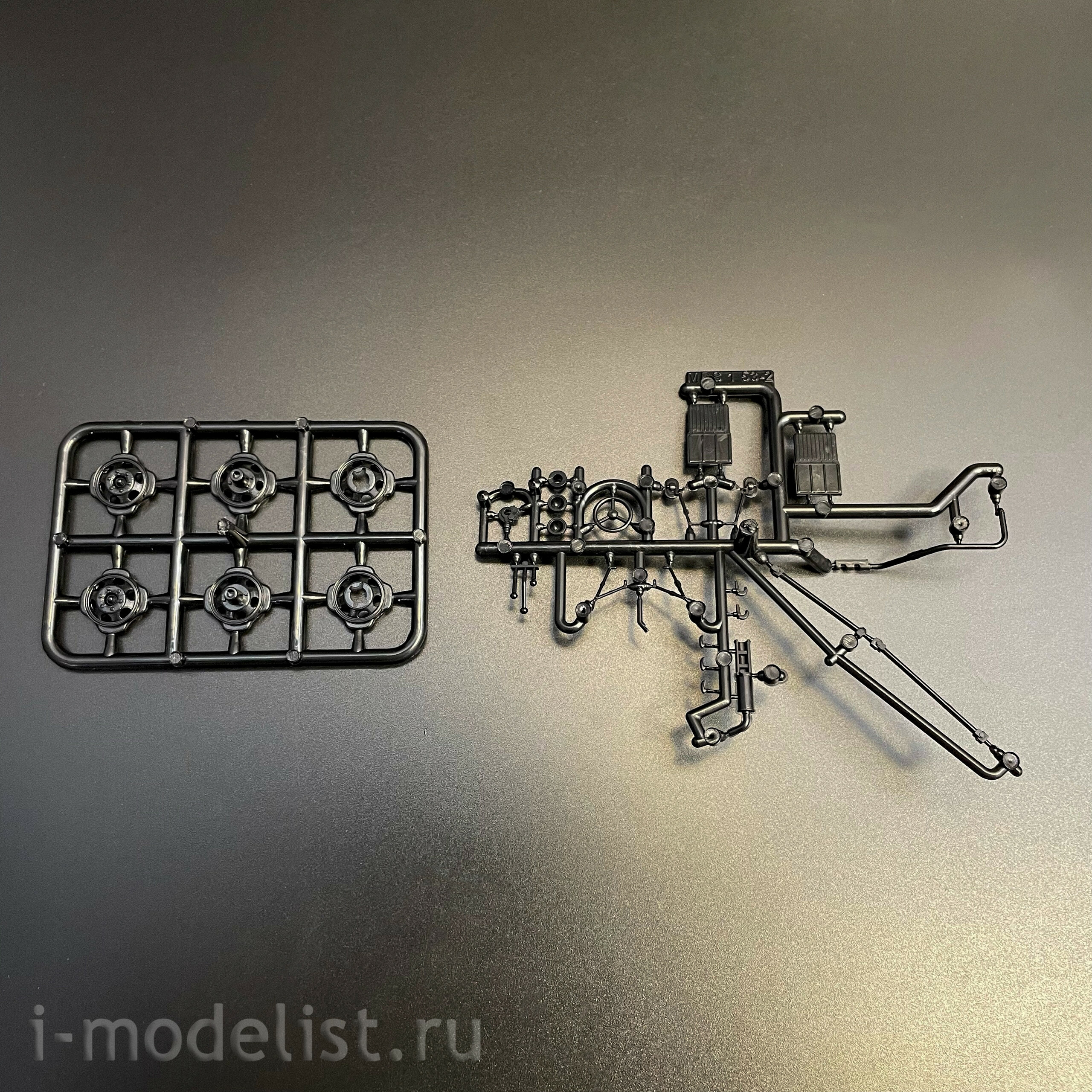1529AVD AVD Models 1/43 МРС-1 (52)