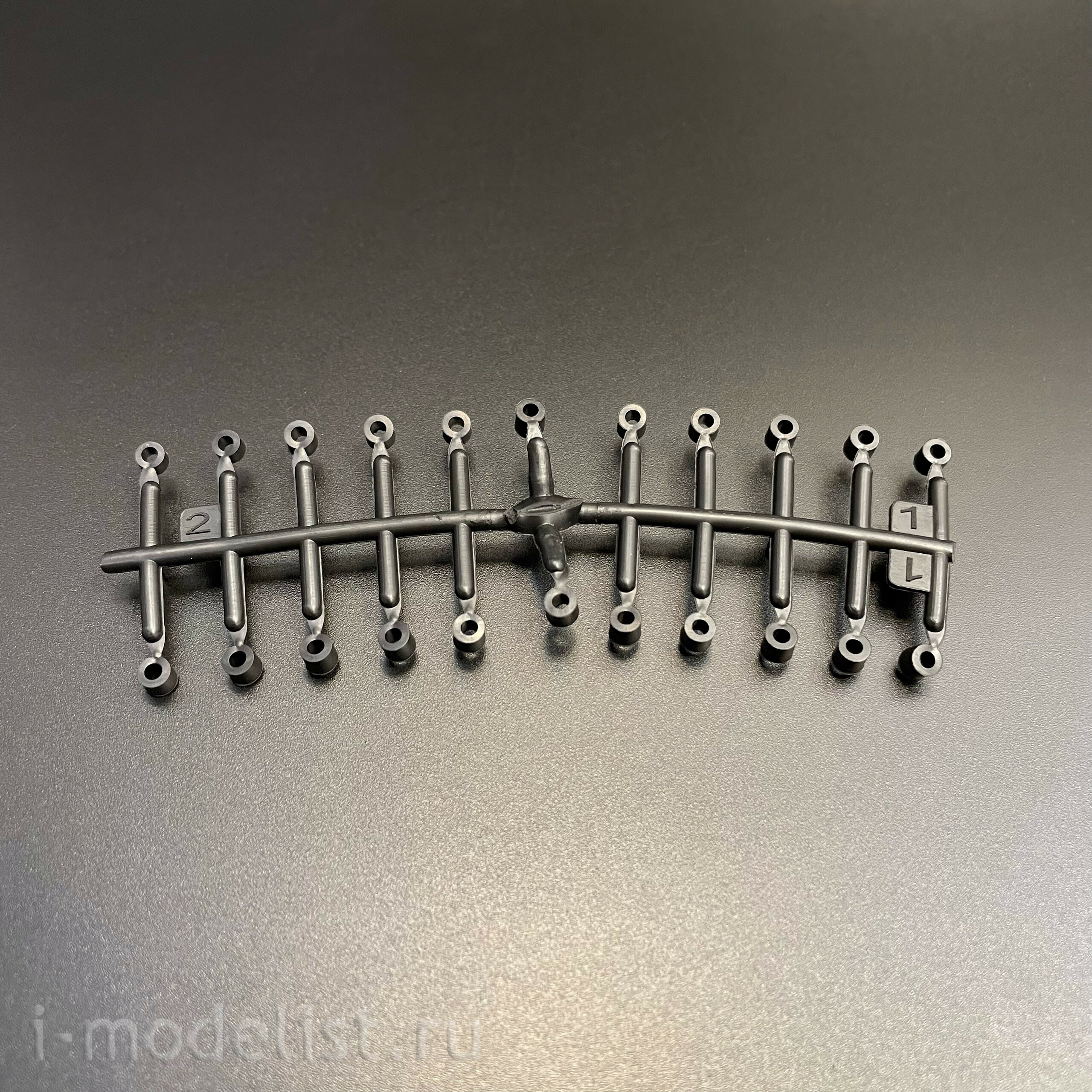 RM-5111 Rye Field Model 1/35 Немецкая САУ Sd.Kfz.167 StuG.IV Late Production с двигателем и рабочими траками