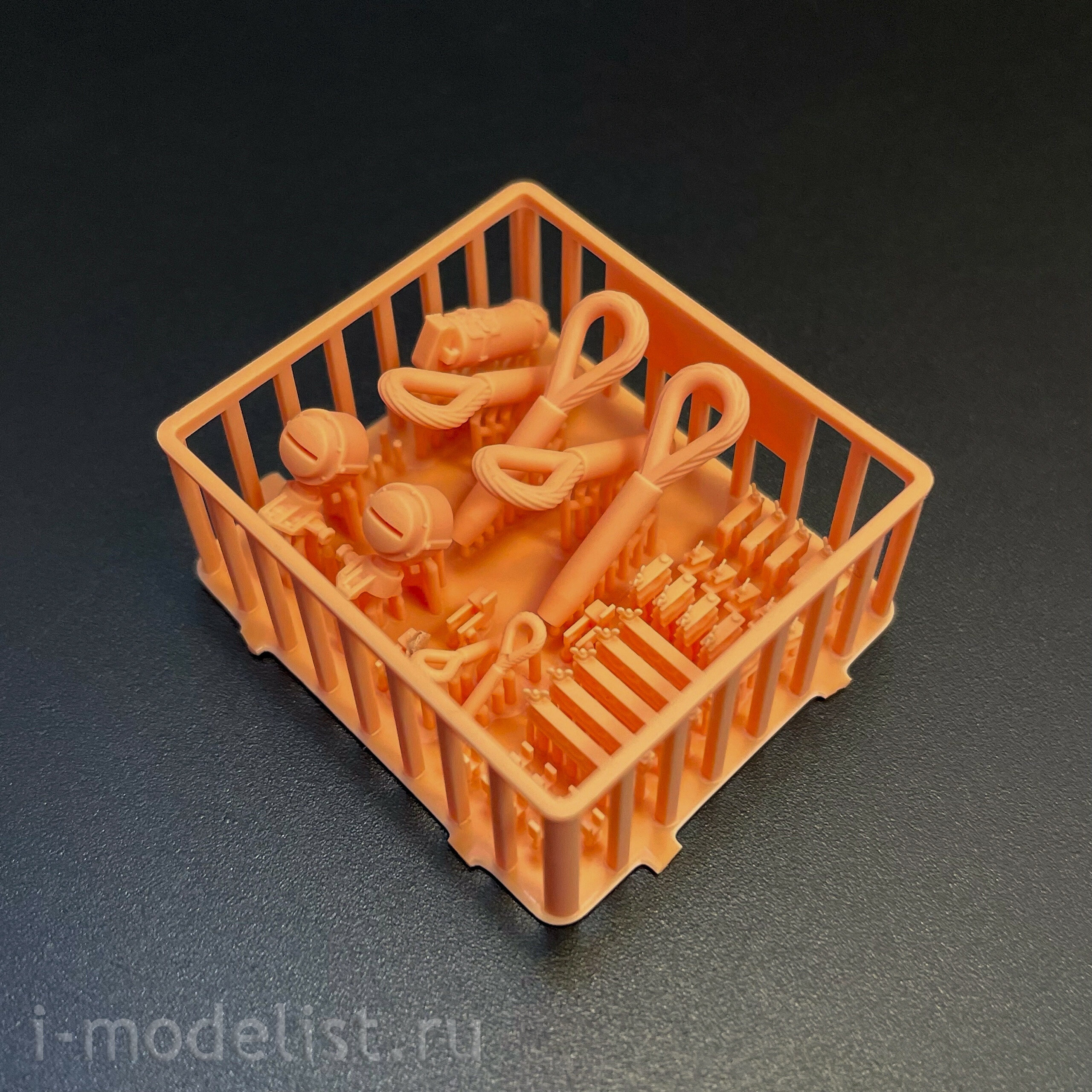 RM-5140 Rye Field Model 1/35 Немецкий танк Sd.kfz.181 Tiger I (ранний, Курск 1943) с двигателем и фигуркой Михаэля Виттманна