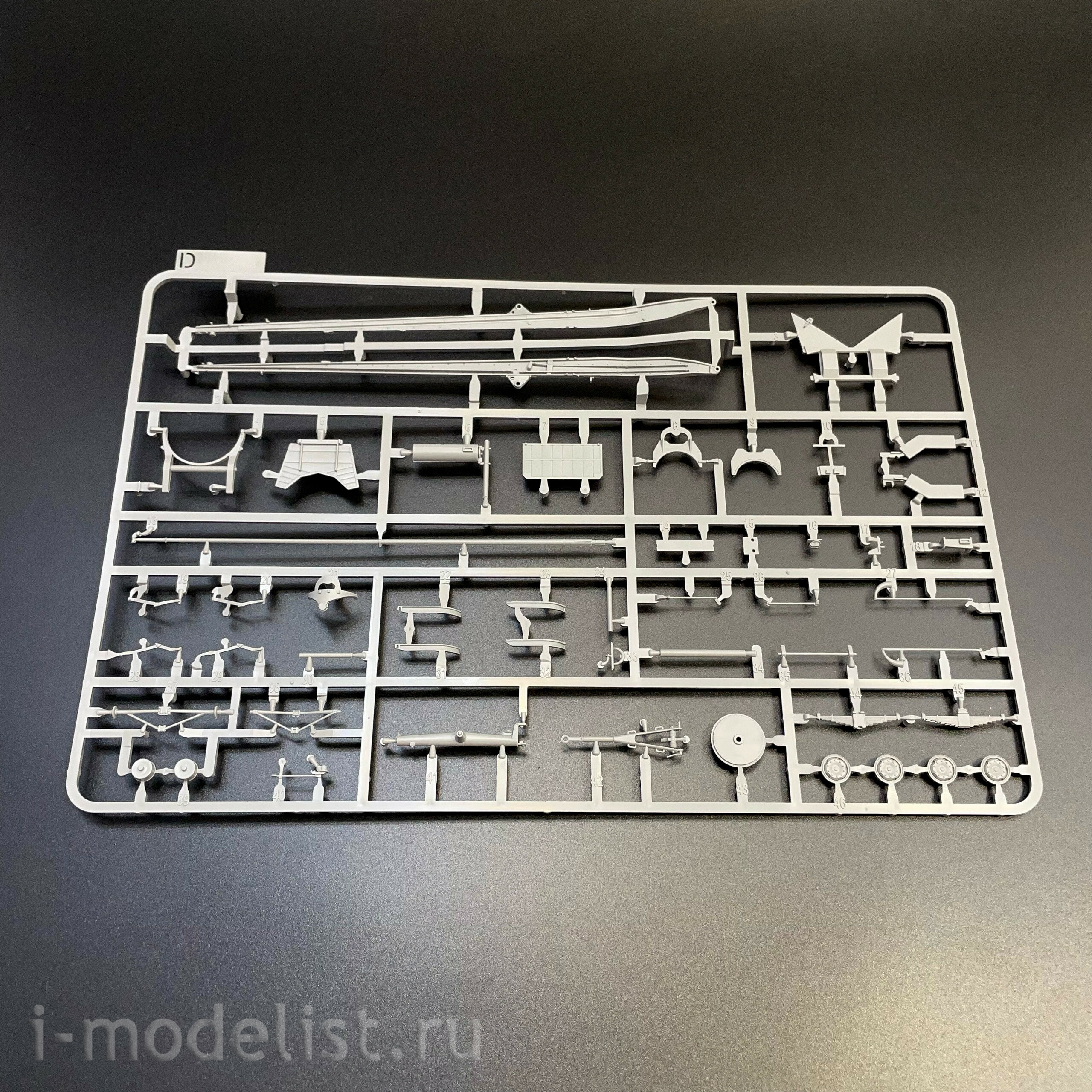 5001 Takom 1/72 Немецкая баллистическая ракета V-2 (Фау-2) с тягачом и прицепом
