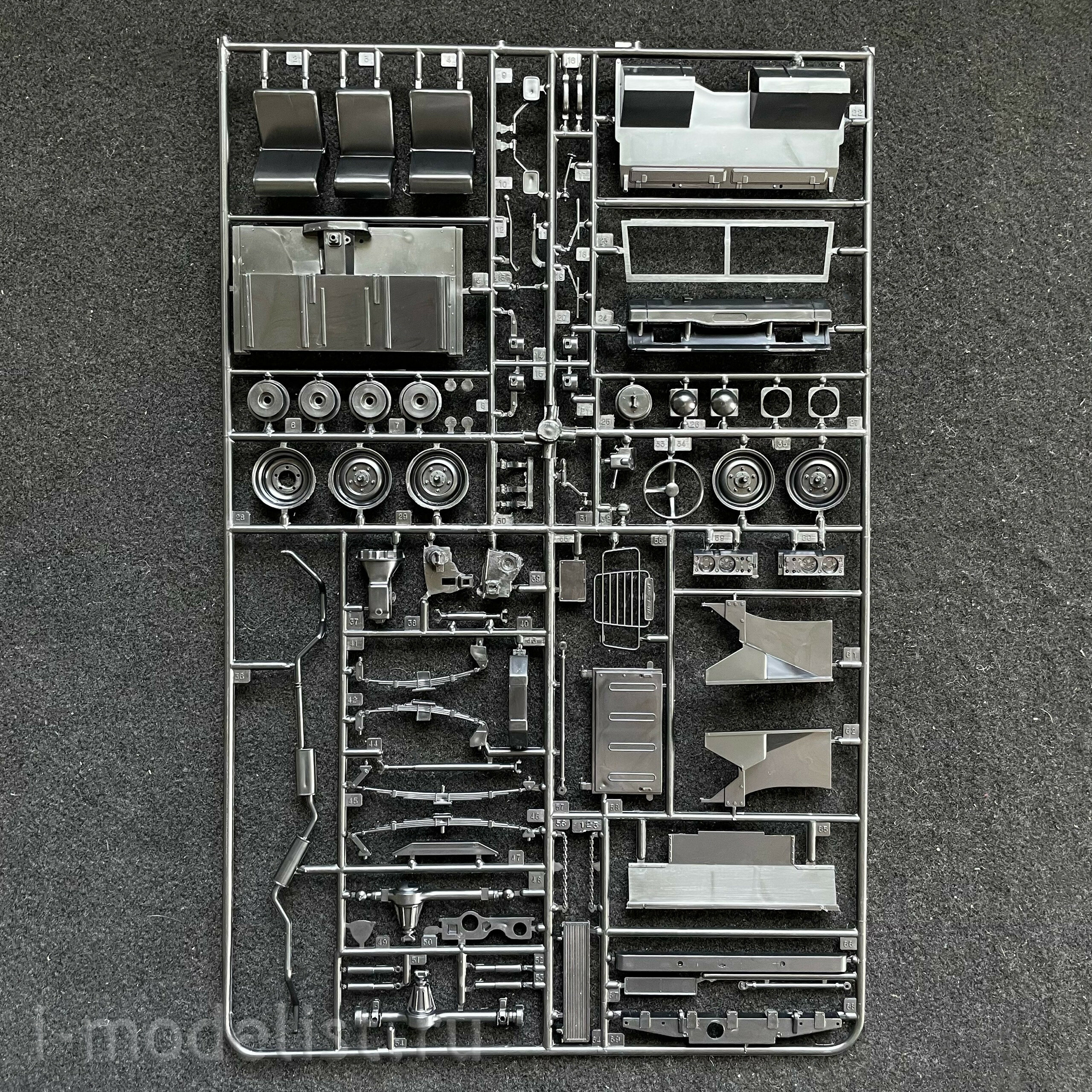 3660 Italeri 1/24 Пожарный автомобиль Land Rover