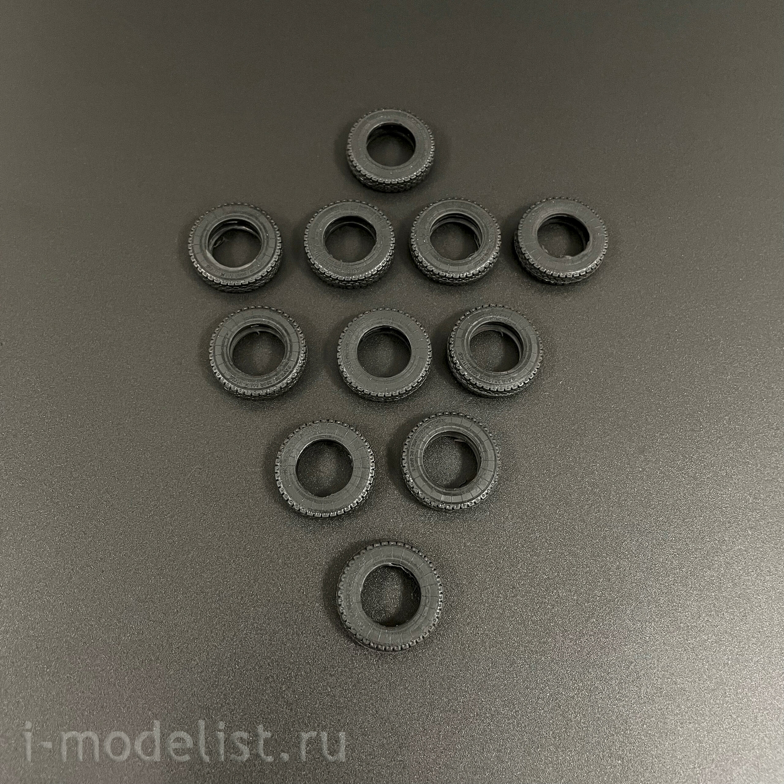 7077AVD AVD Models 1/43 Автомобиль 130В1 с полуприцепом-муковозом К4-АМГ