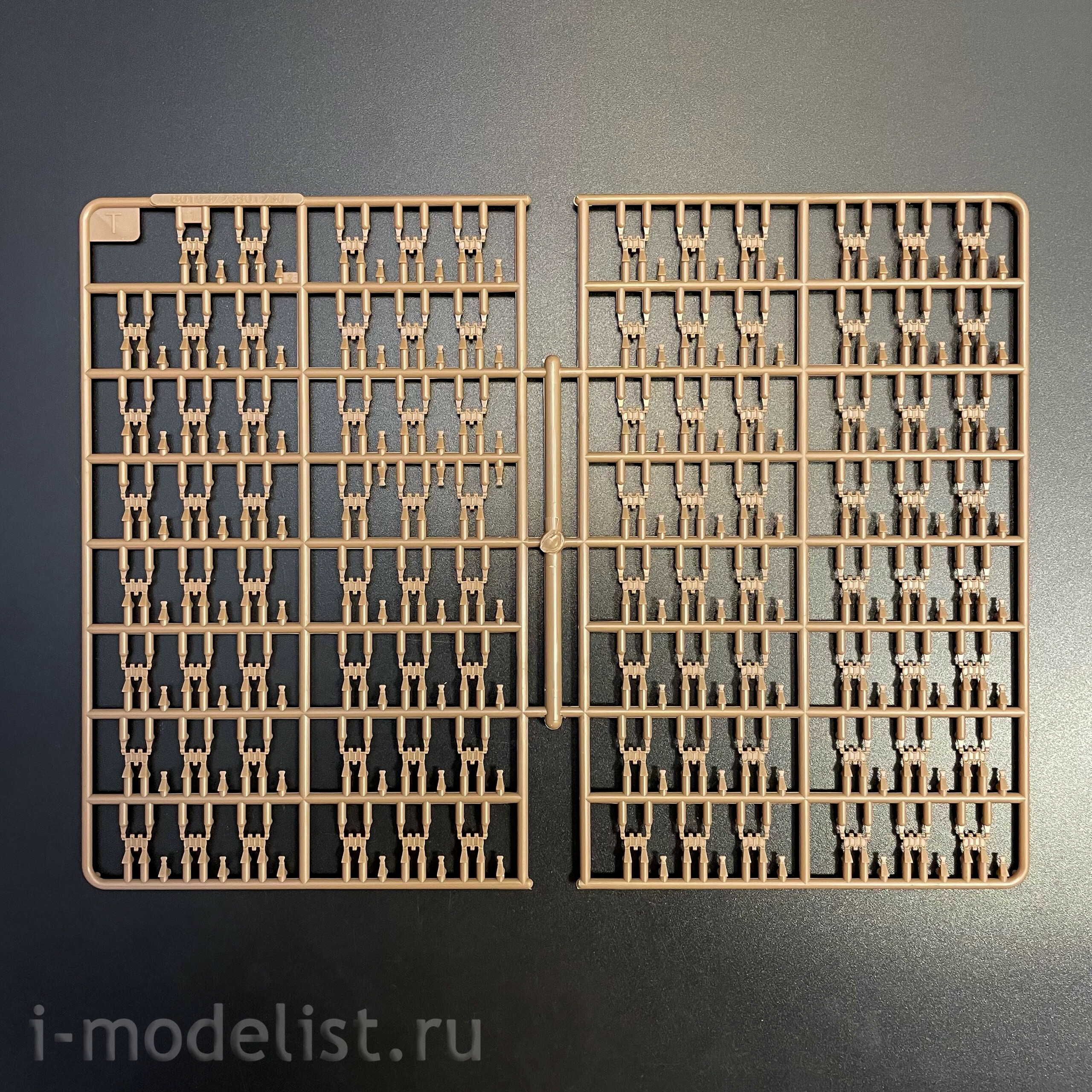 80154 HobbyBoss 1/35 Боевая машина десанта -1P