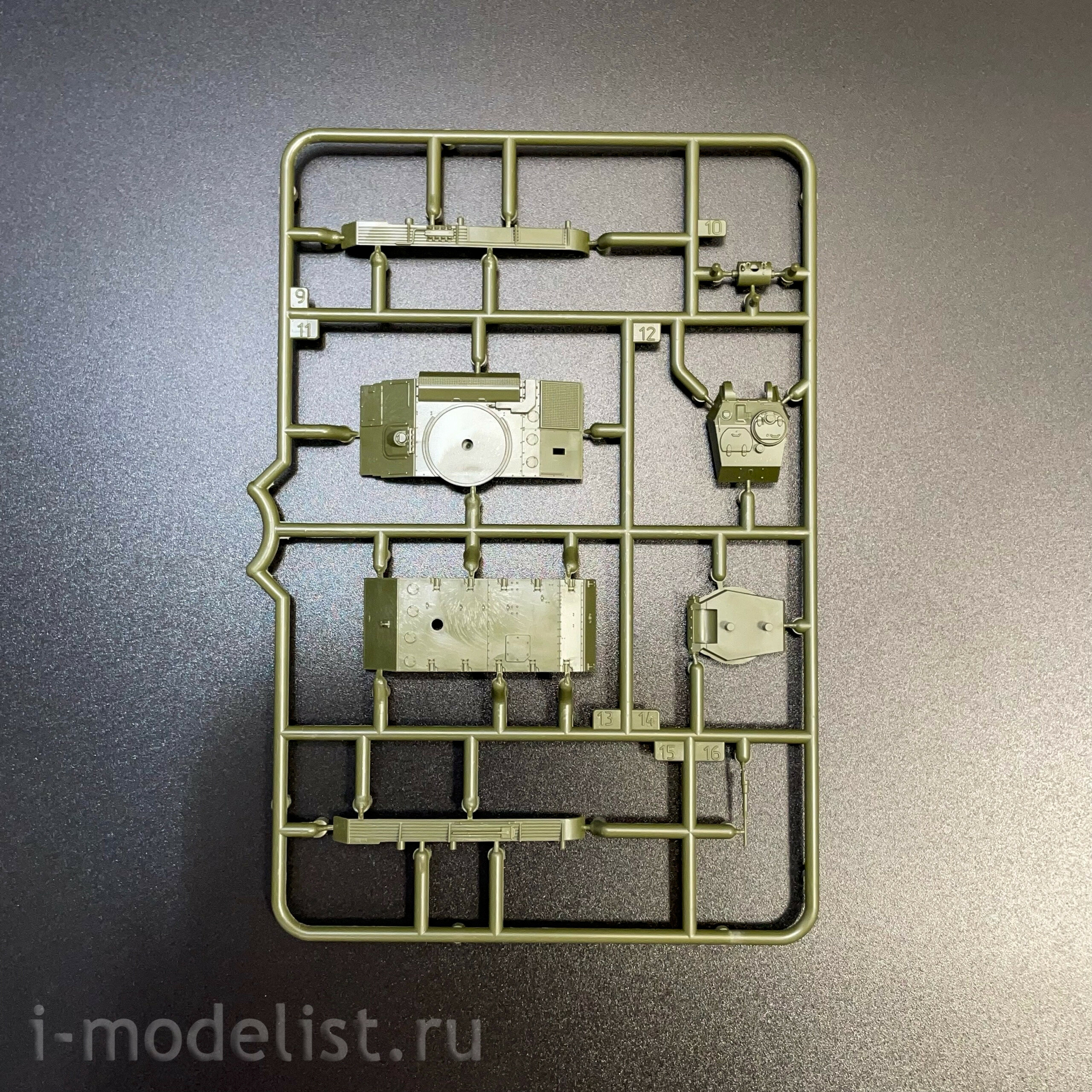 6295 Звезда 1/100 Cоветский лёгкий танк Т-80