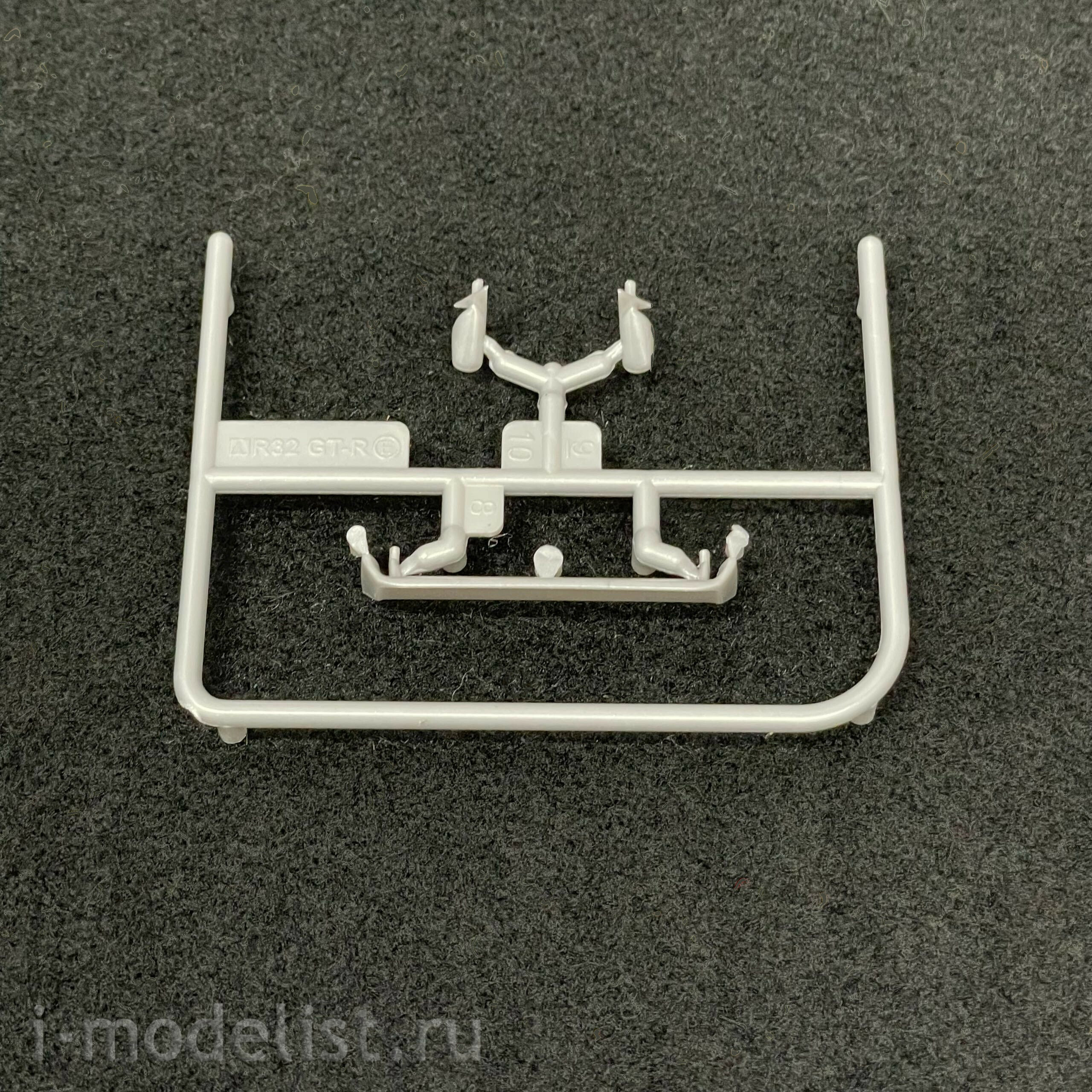 06356 Aoshima 1/32 Автомобиль Nissan R32 Skyline GT-R - Ярко-серебряный (The Snap Kit)