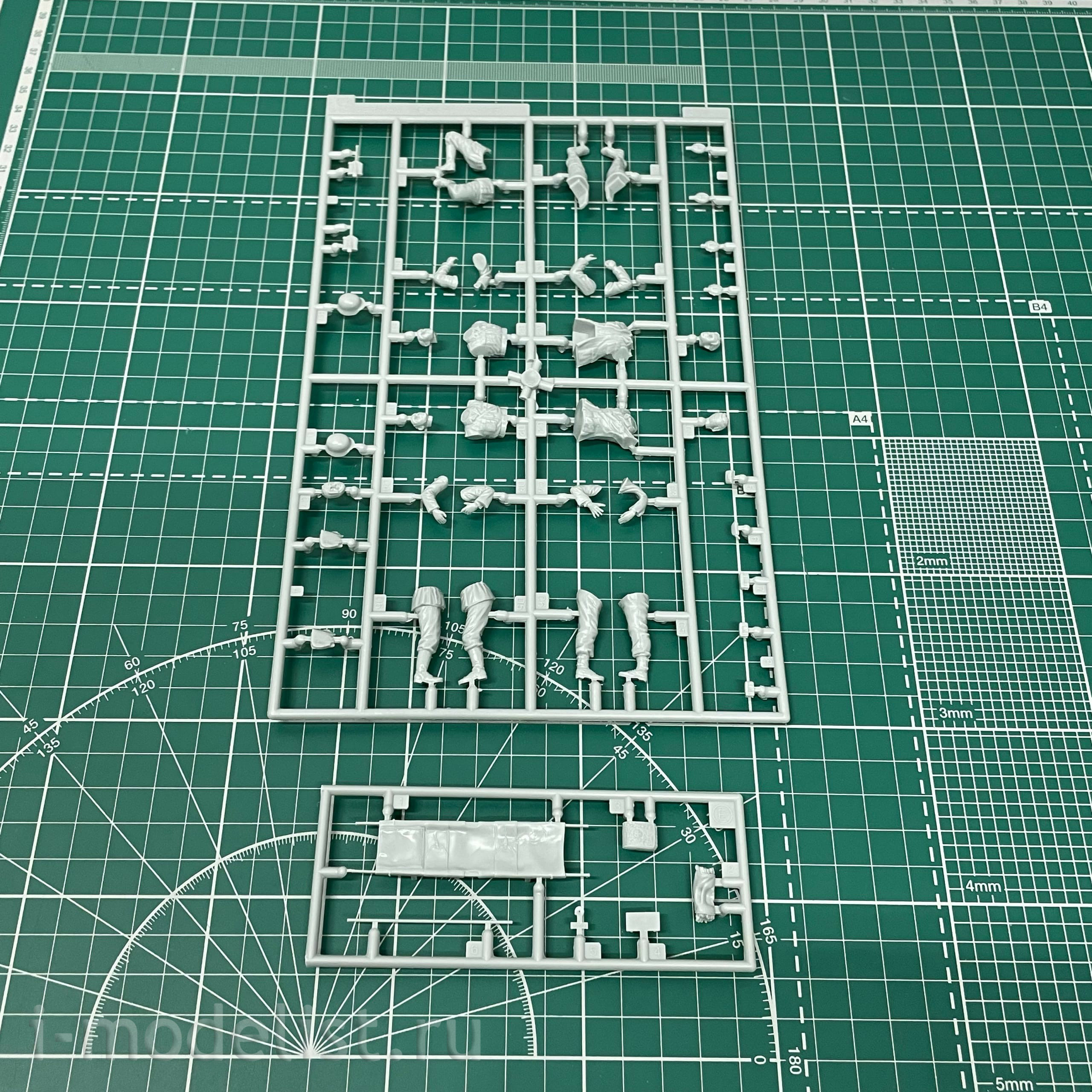 35A01-RCSP Sabre Model 1/35 Немецкий железнодорожный крытый вагон G10 (6 в 1)	