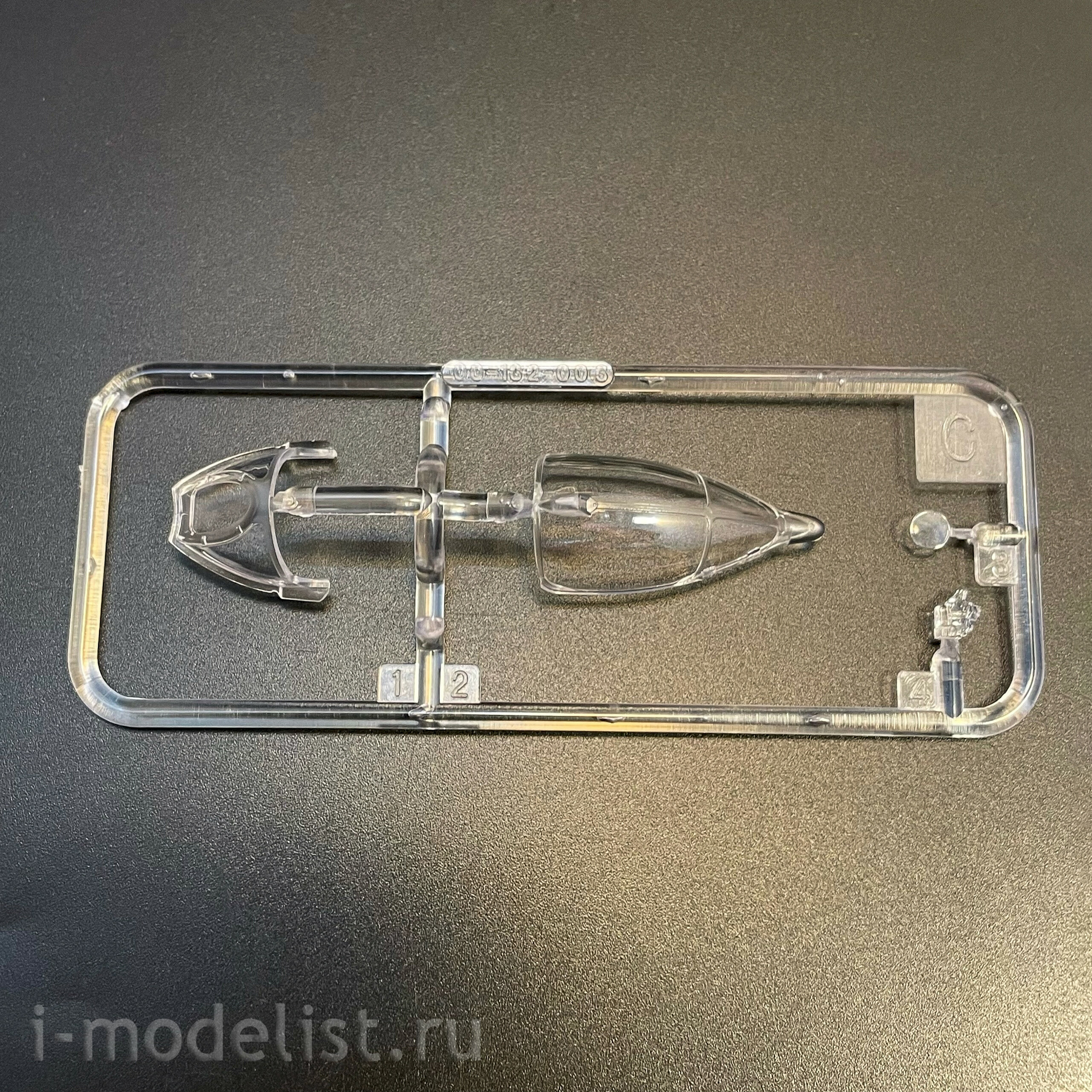 AMIG8513 Ammo Mig 1/48 Советский истребитель MiGG-17F / LIM-5 Польша-Куба-Ангола (Premium Edition)