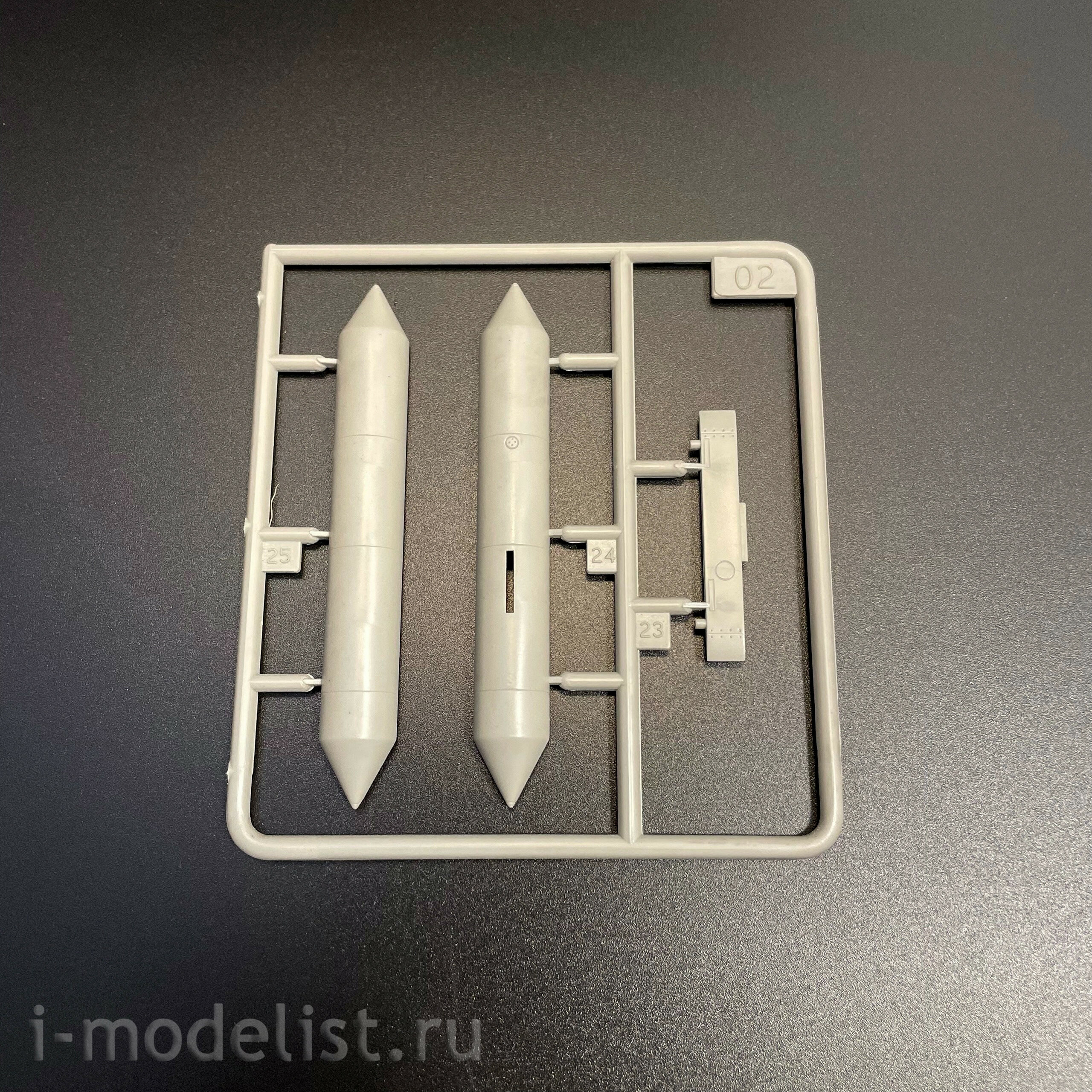 02217 Трубач 1/32 Китайский истребитель F-7EB