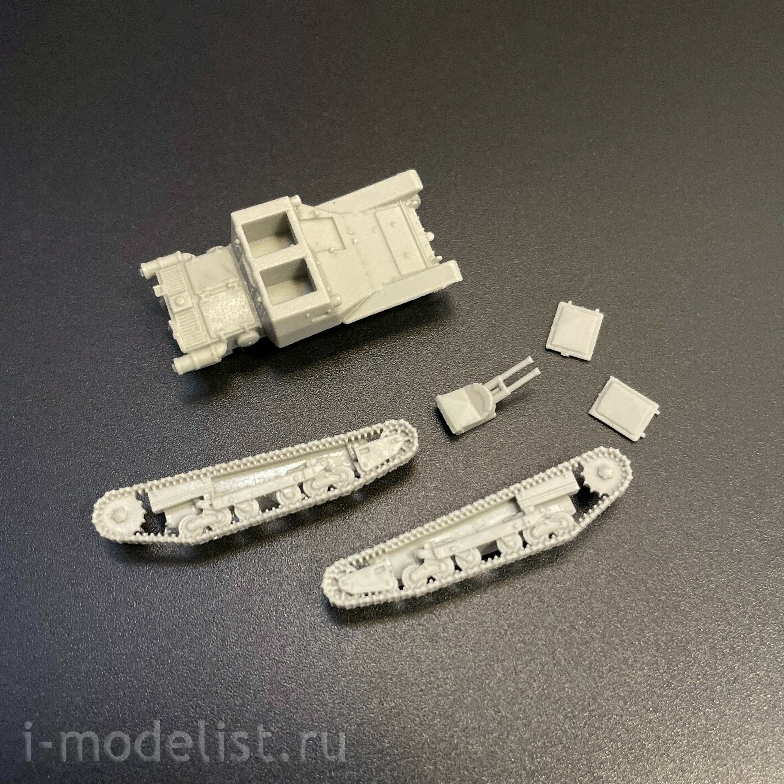 100277 Zebrano 1/100 Итальянская танкетка Carro Veloce CV.33 2-й серии