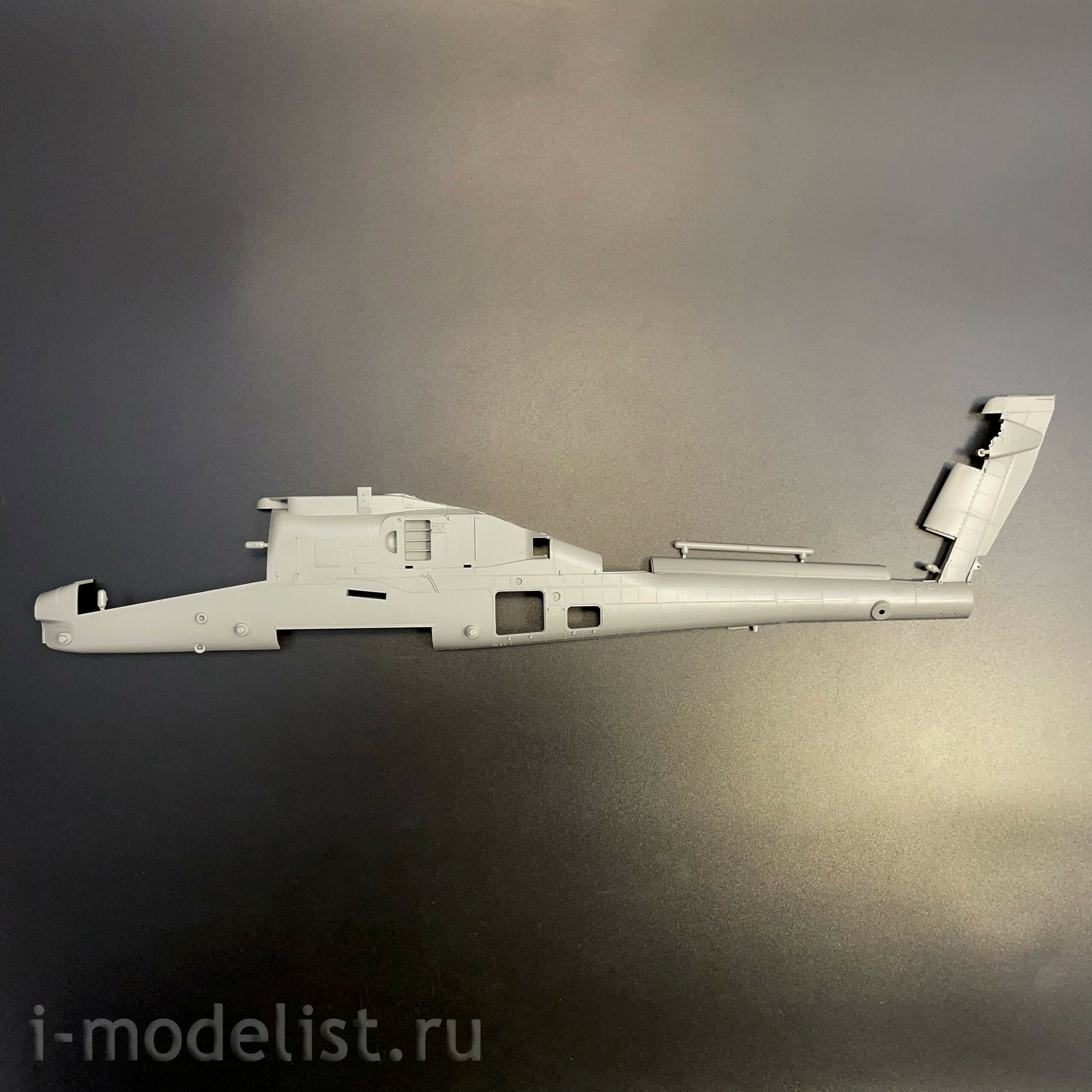 2609 Takom 1/35 Вертолёт AH-64D Block II, поздний