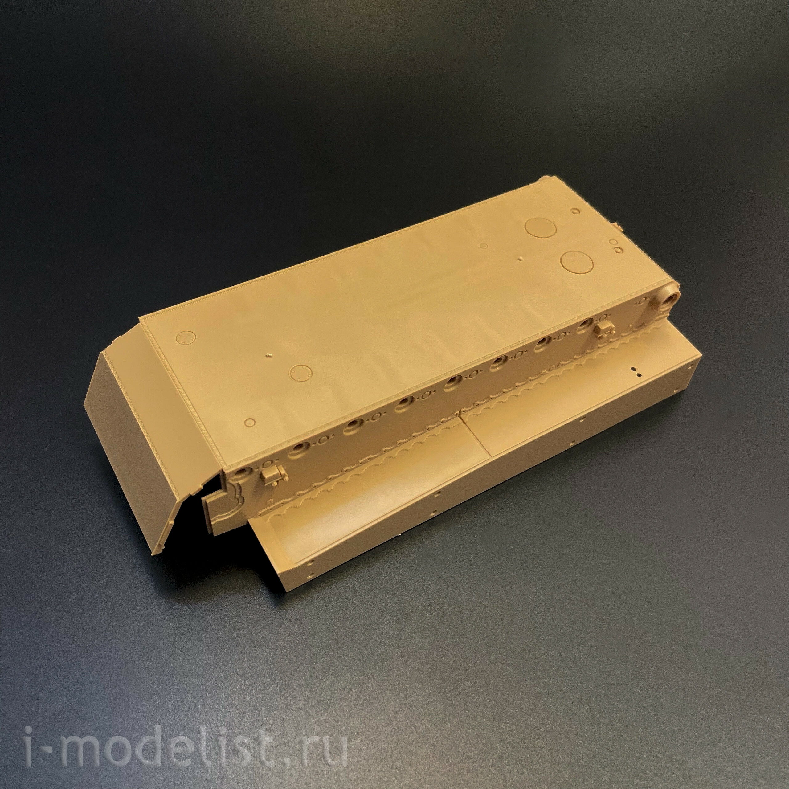 RM-5139 Rye Field Model 1/35 Немецкий танк Sd.kfz.181 Tiger I (ранний, Курск 1943) с фигуркой Михаэля Виттманна