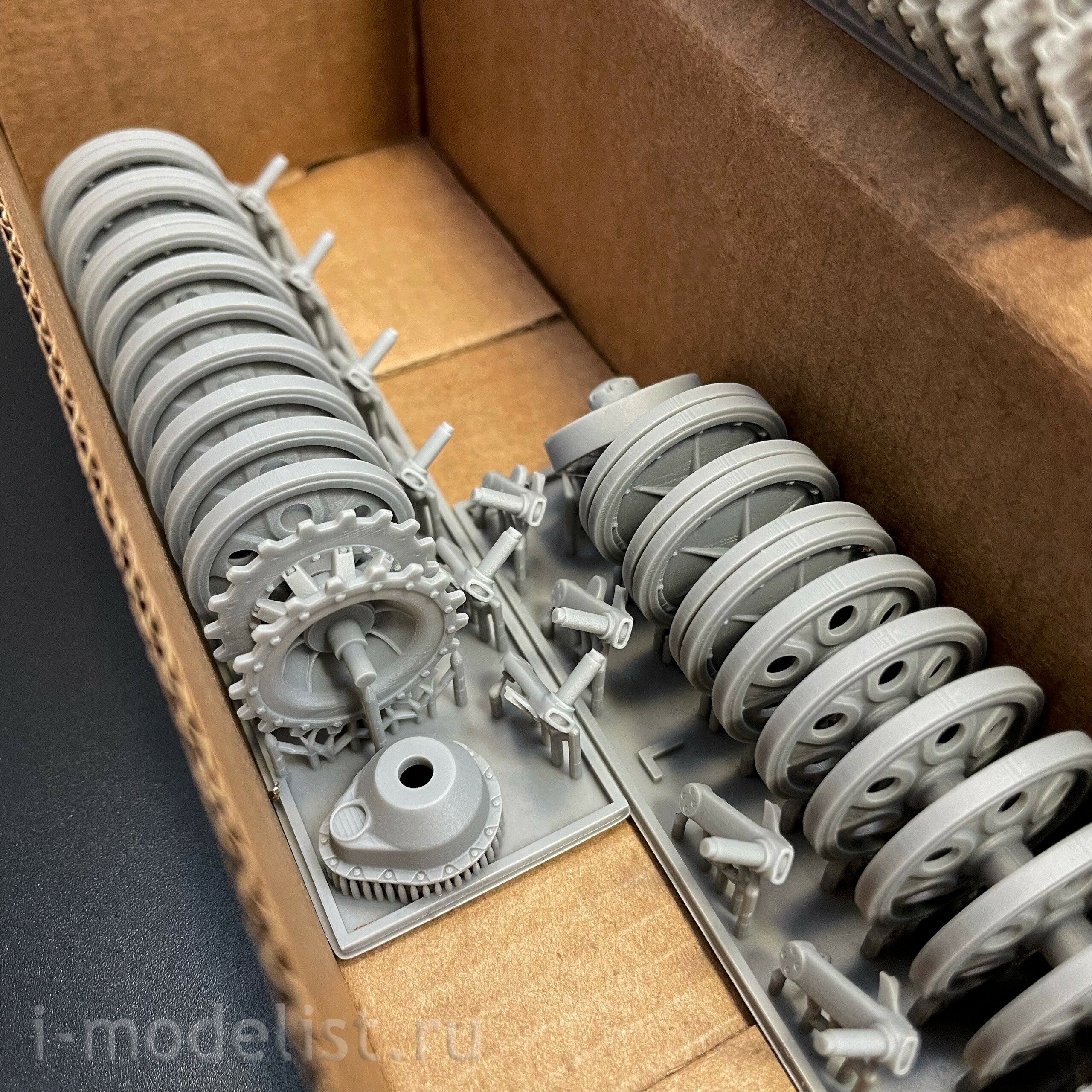35049 Моя модель 1/35 Ходовая FAMO для Pz.Kpfw. III Ausf. G