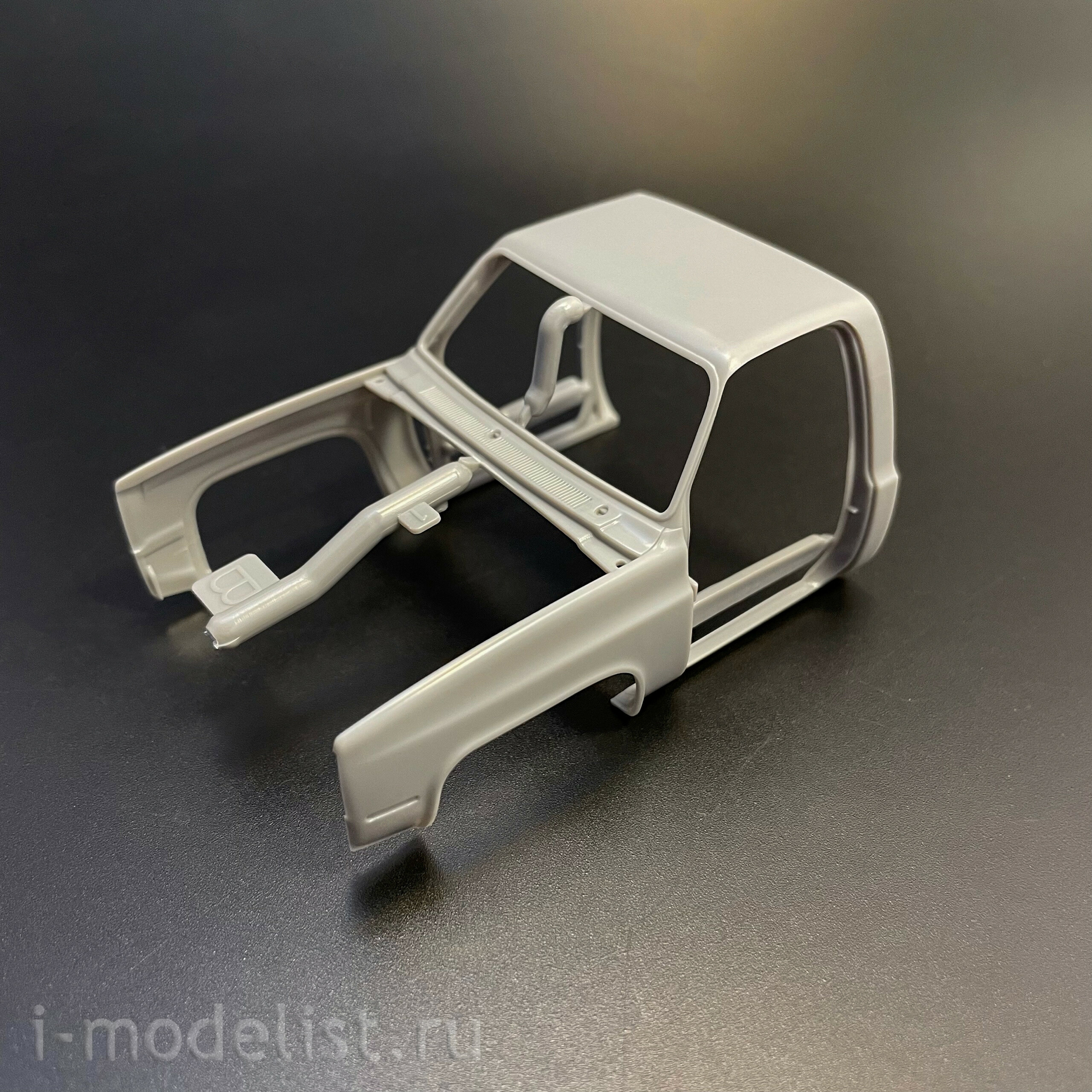 AK35030 AK Interactive 1/35 Бронетранспортер M1008 / M1008 Troop Carrier