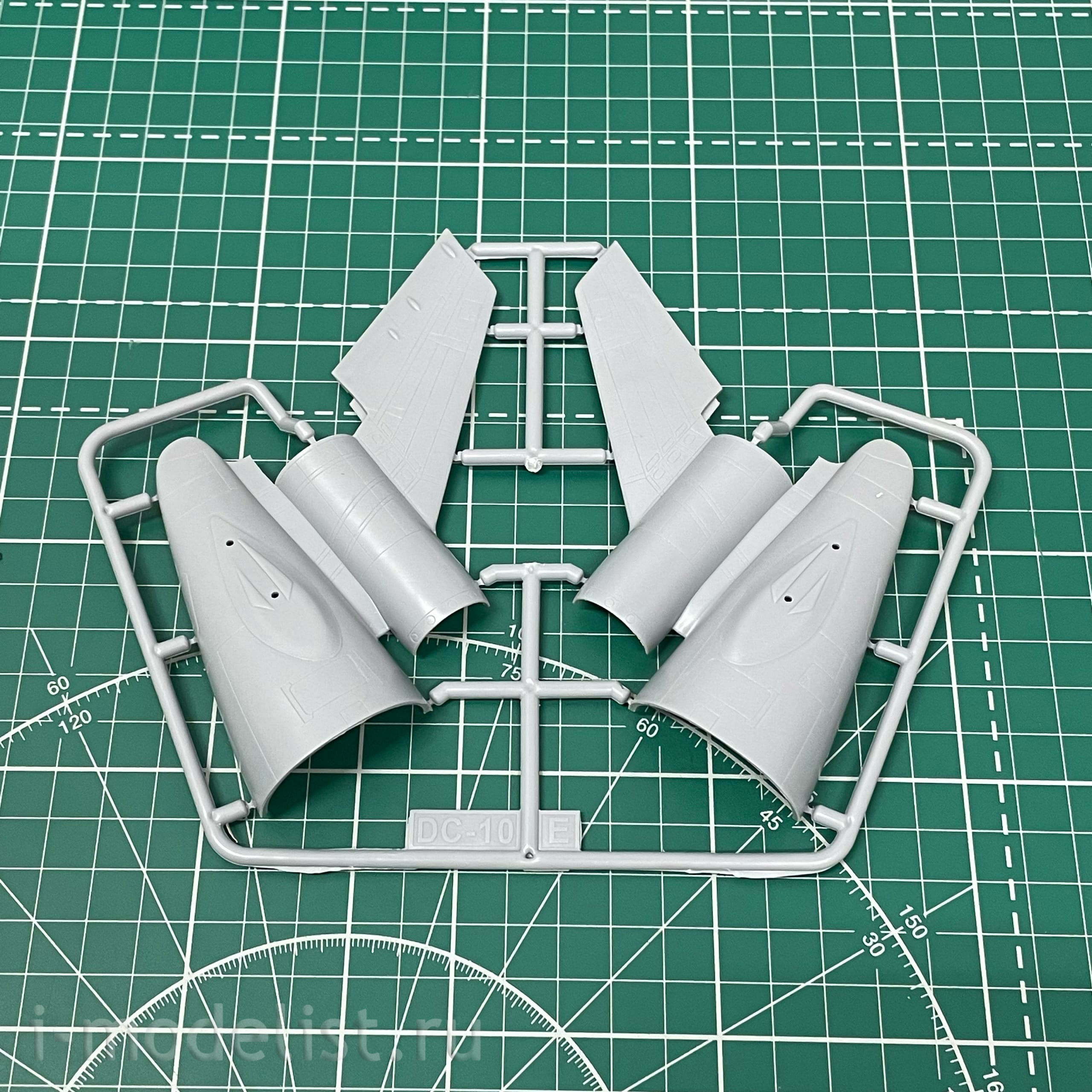 144121 Восточный экспресс 1/144 Авиалайнер DC-10-30