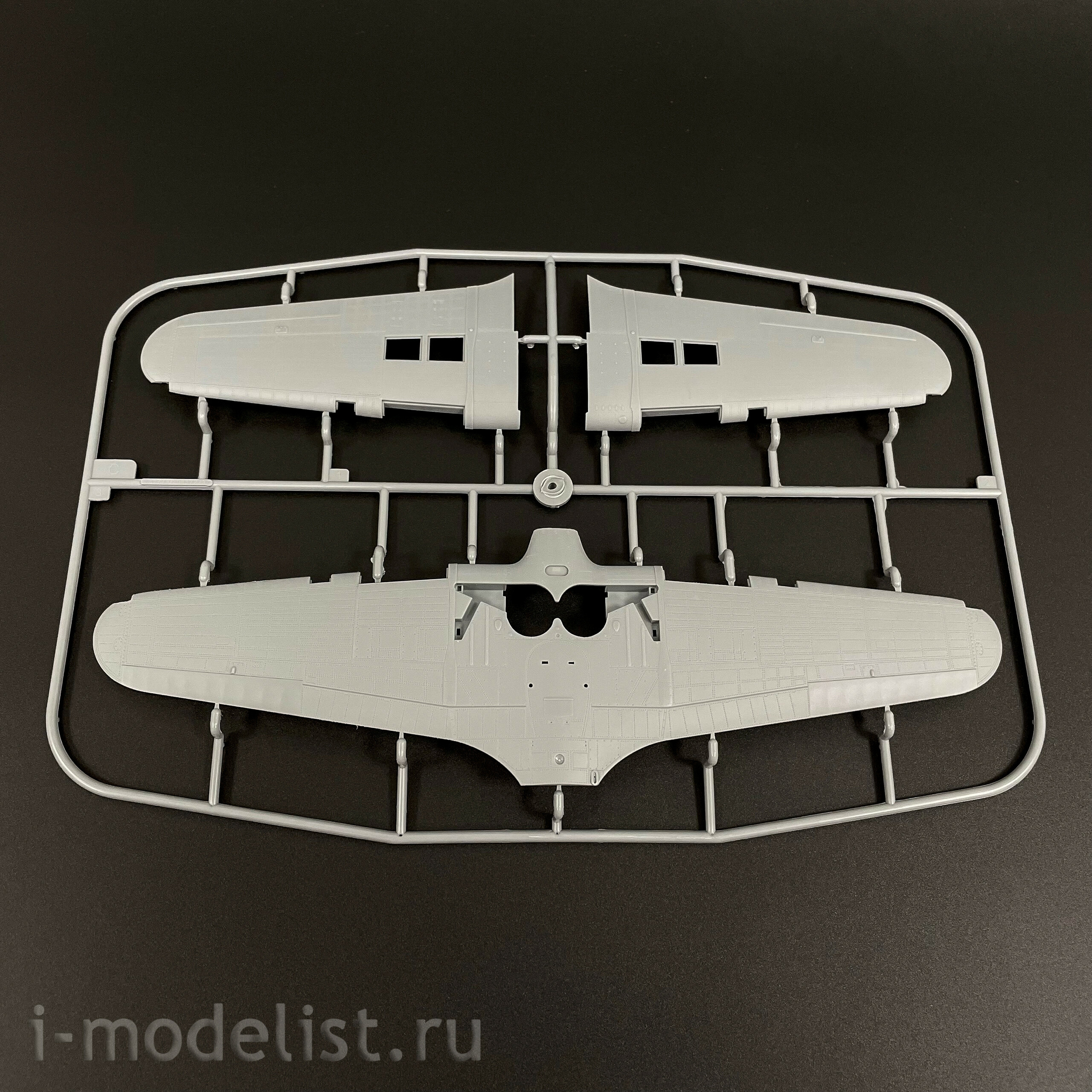 81778 HobbyBoss 1/48 Британский истребитель Hawker Hurricane Mk.II